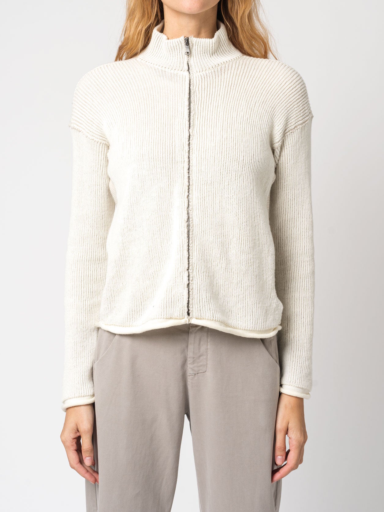 Zipped knitted jacket in two-tone ribbed