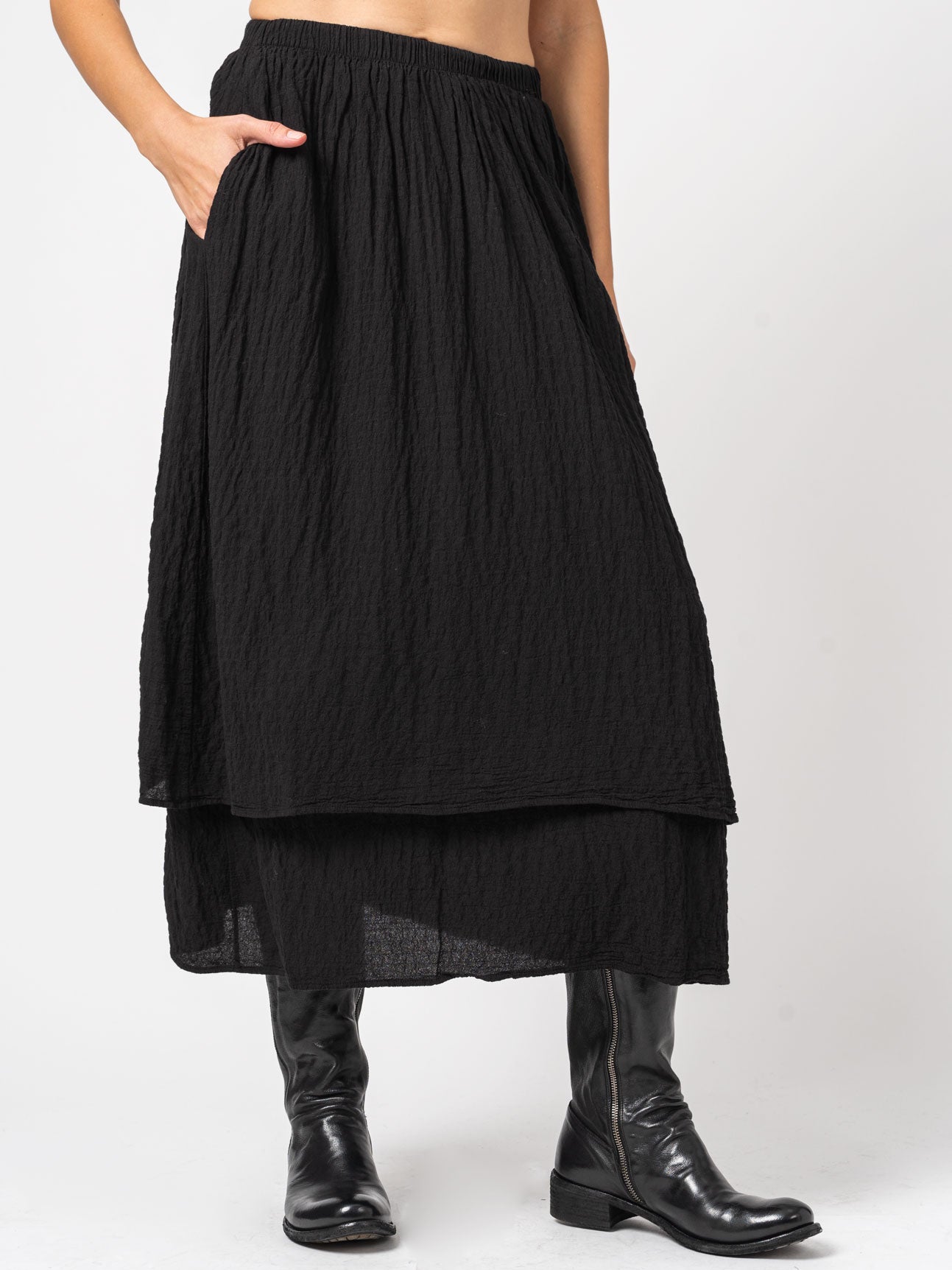 Two-layer skirt with elastic waist