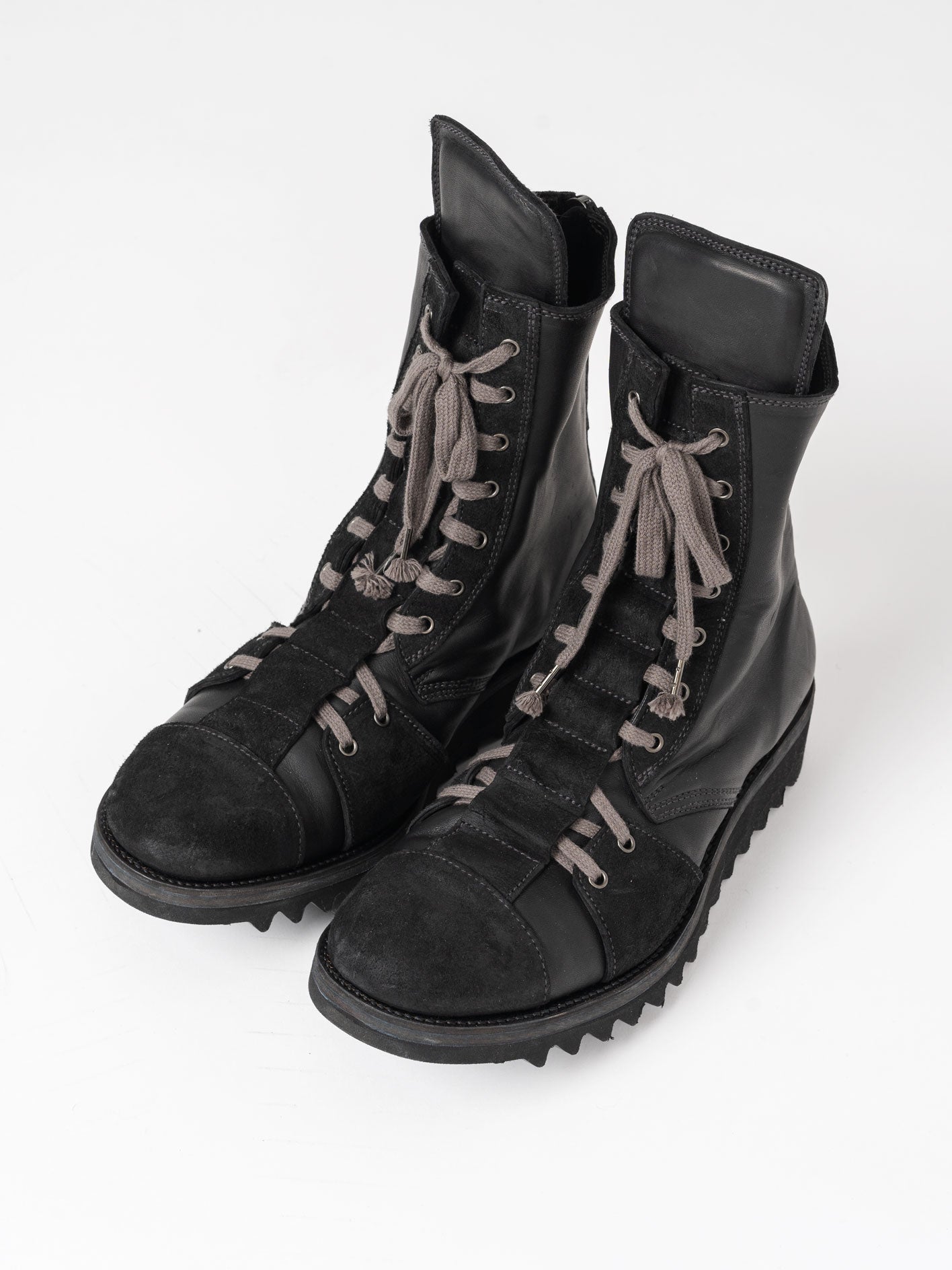 Horse Leather Shark Sole Lace-Up Boots