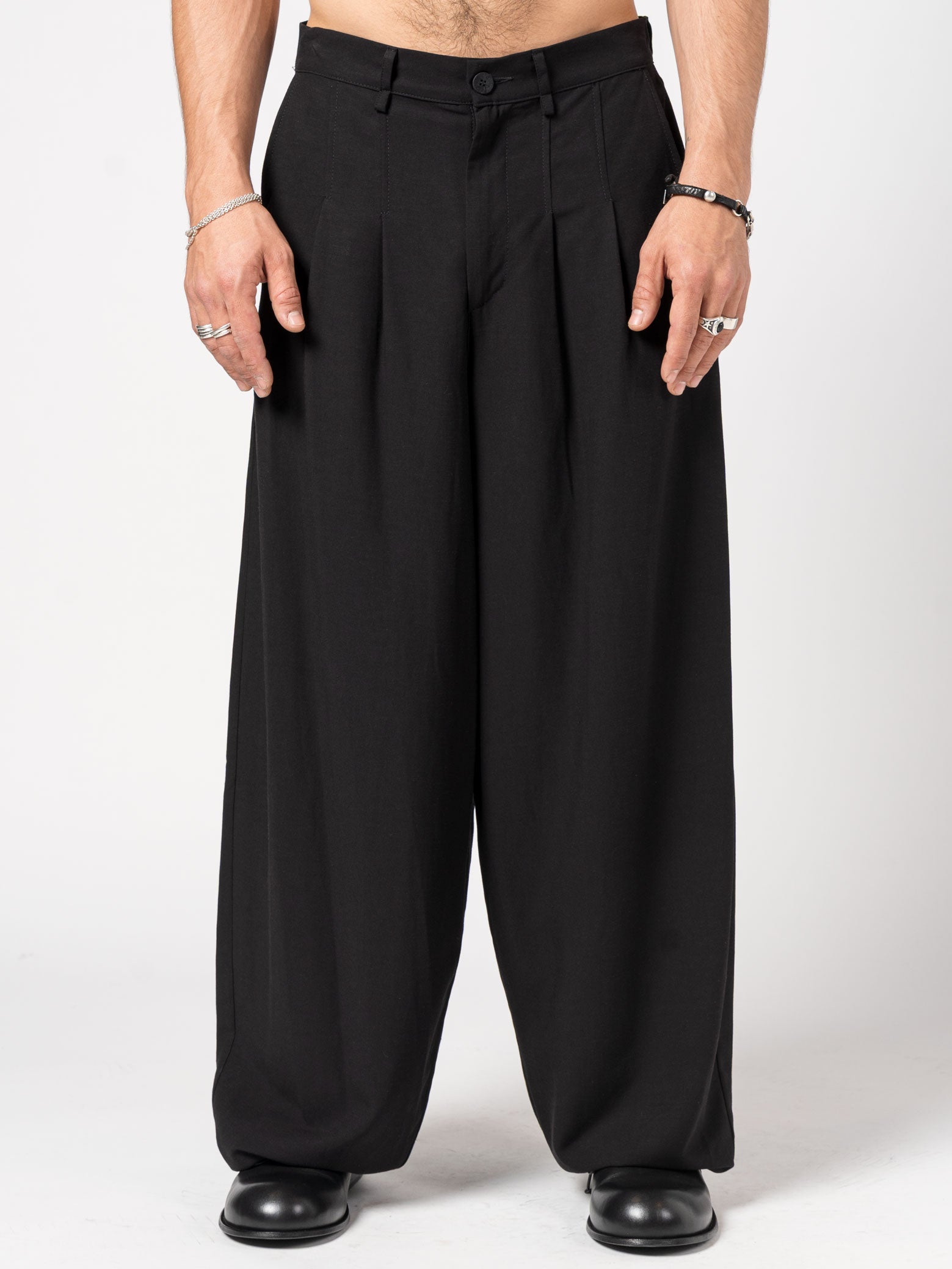 Wide-Leg Pleated Trousers