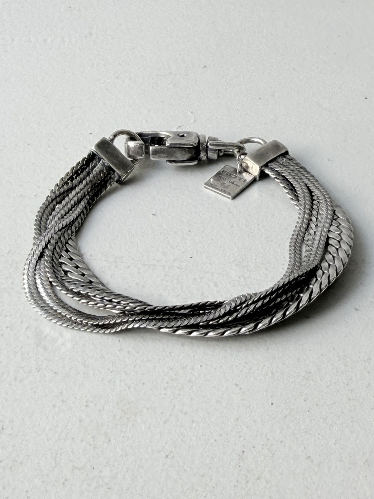 GOTI BR1279 bracelet, alternate angle