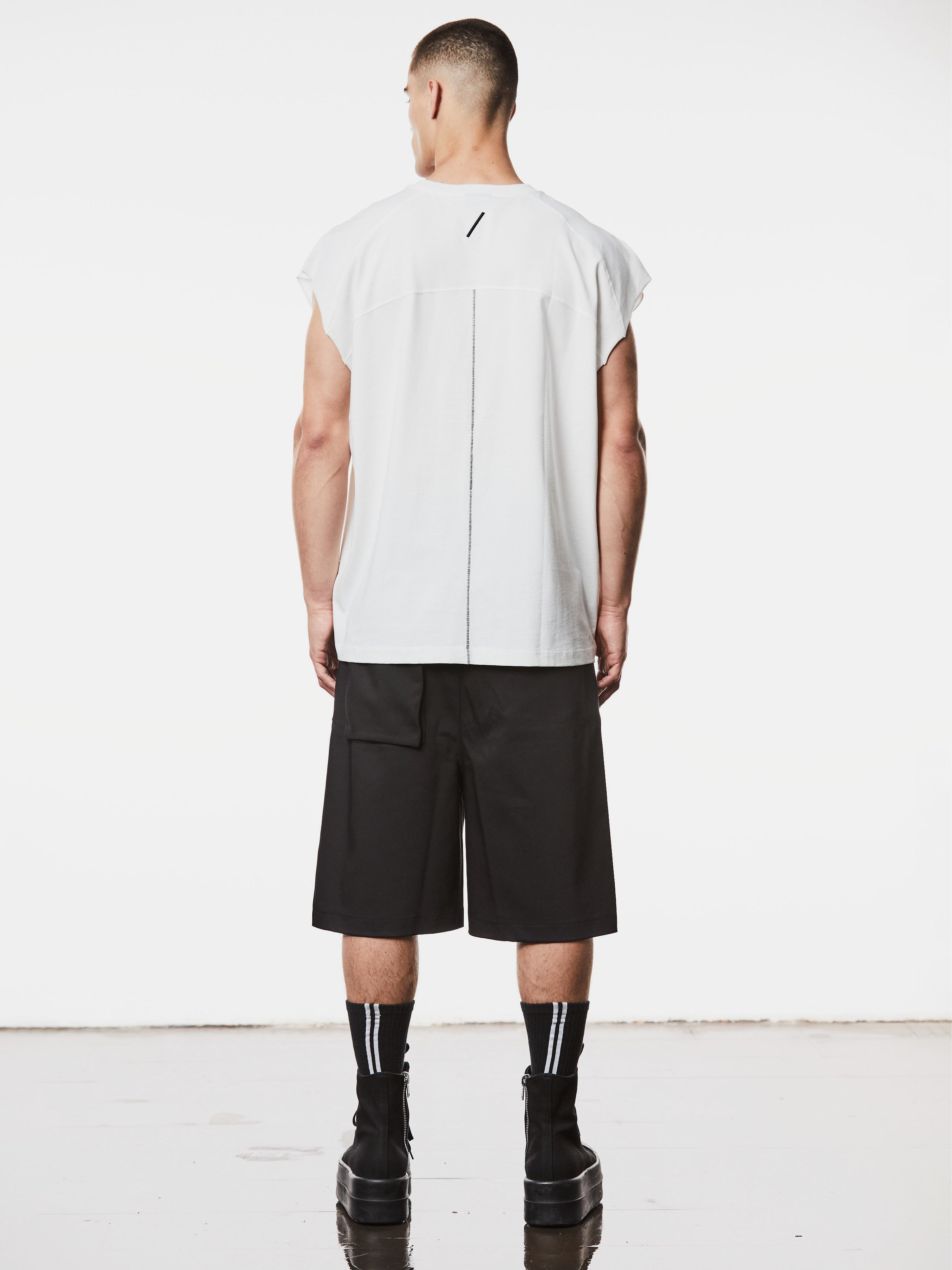 Oversized Sleeveless T-Shirt