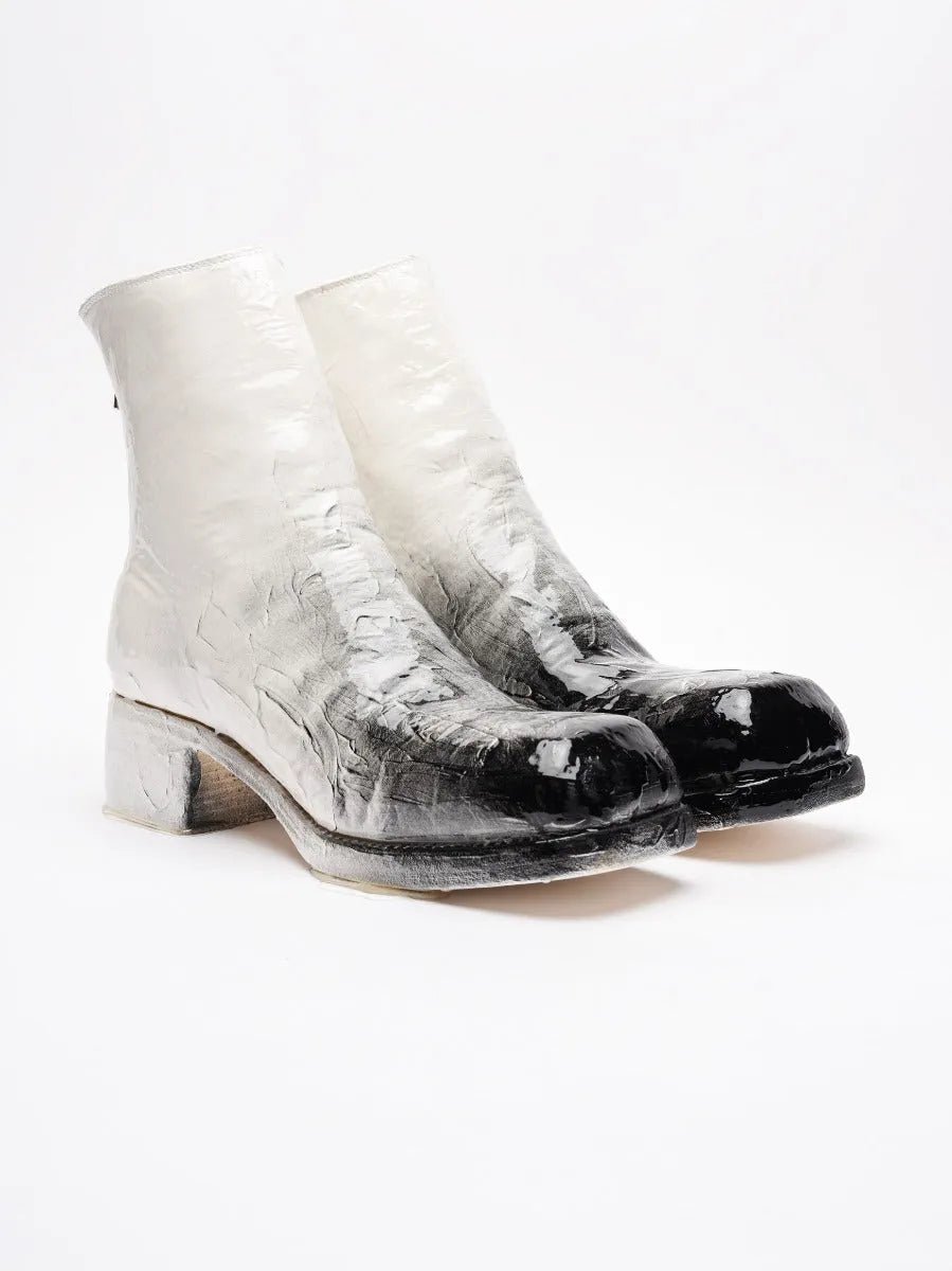 BACK ZIP BOOTS - by GUIDI