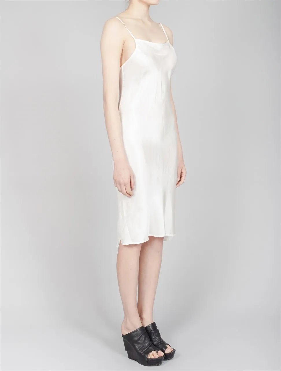 BASIC DRESS - by MASNADA