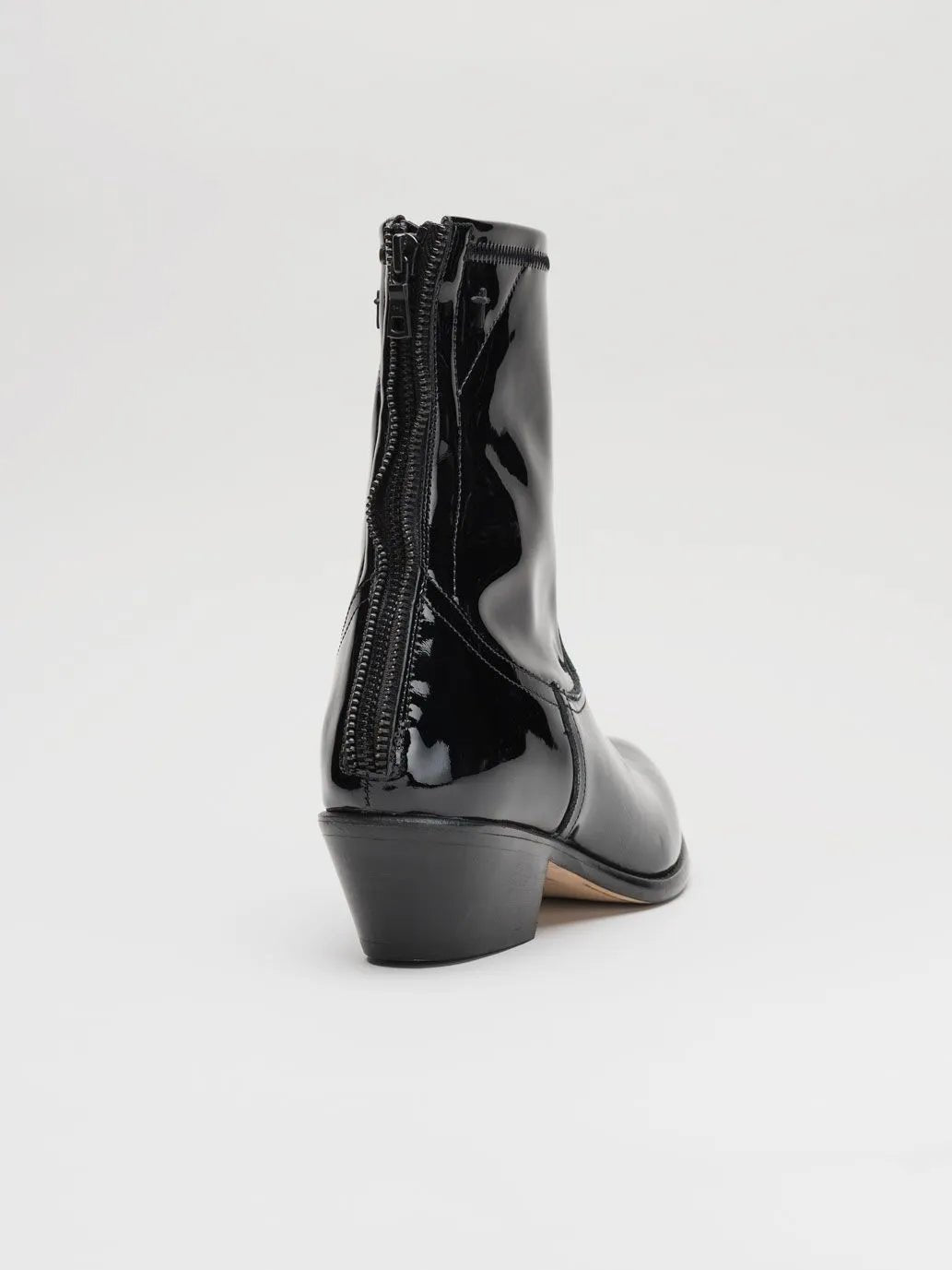 BOOTS - by RTA