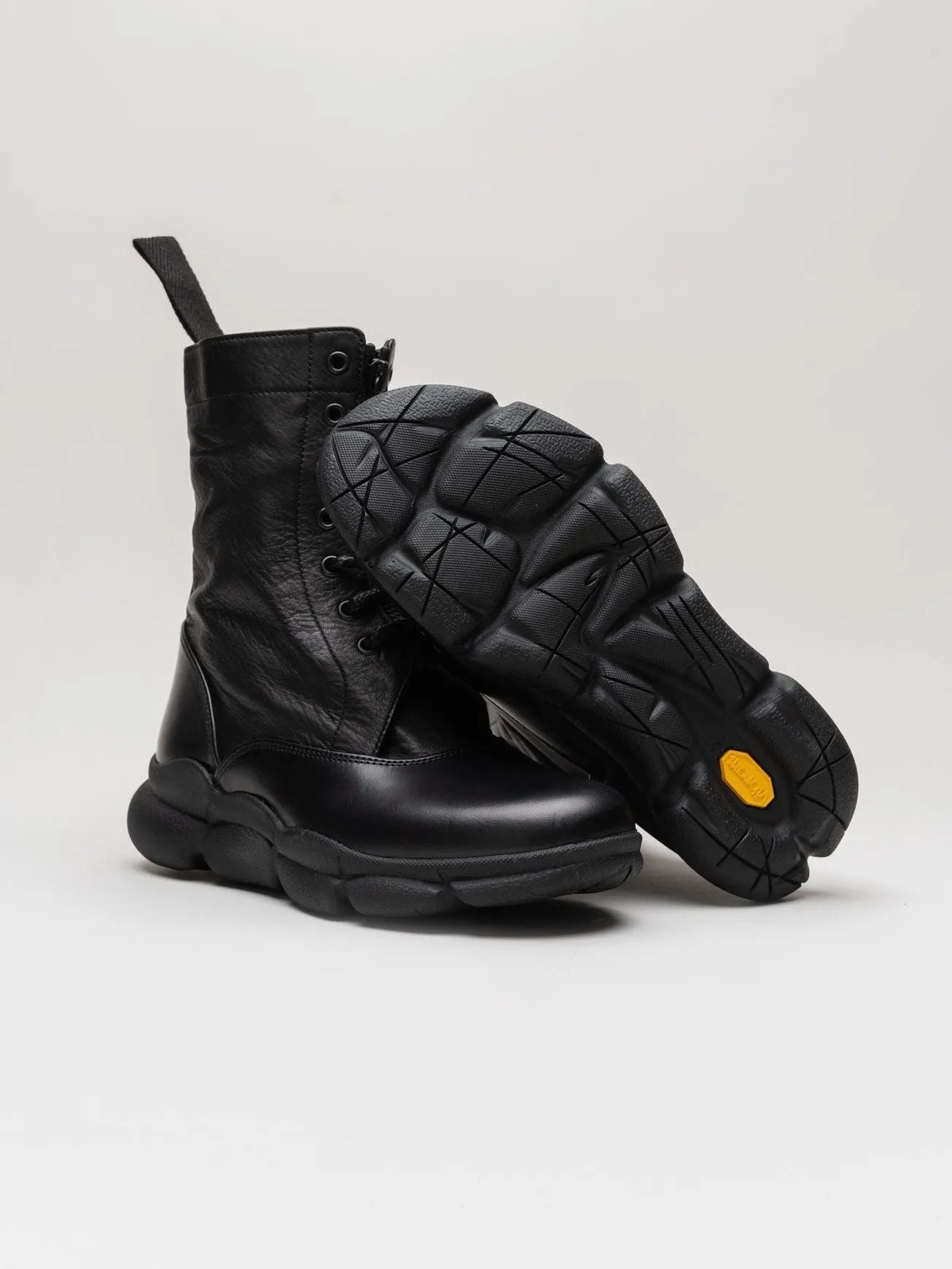 BOOTS - by YOHJI YAMAMOTO