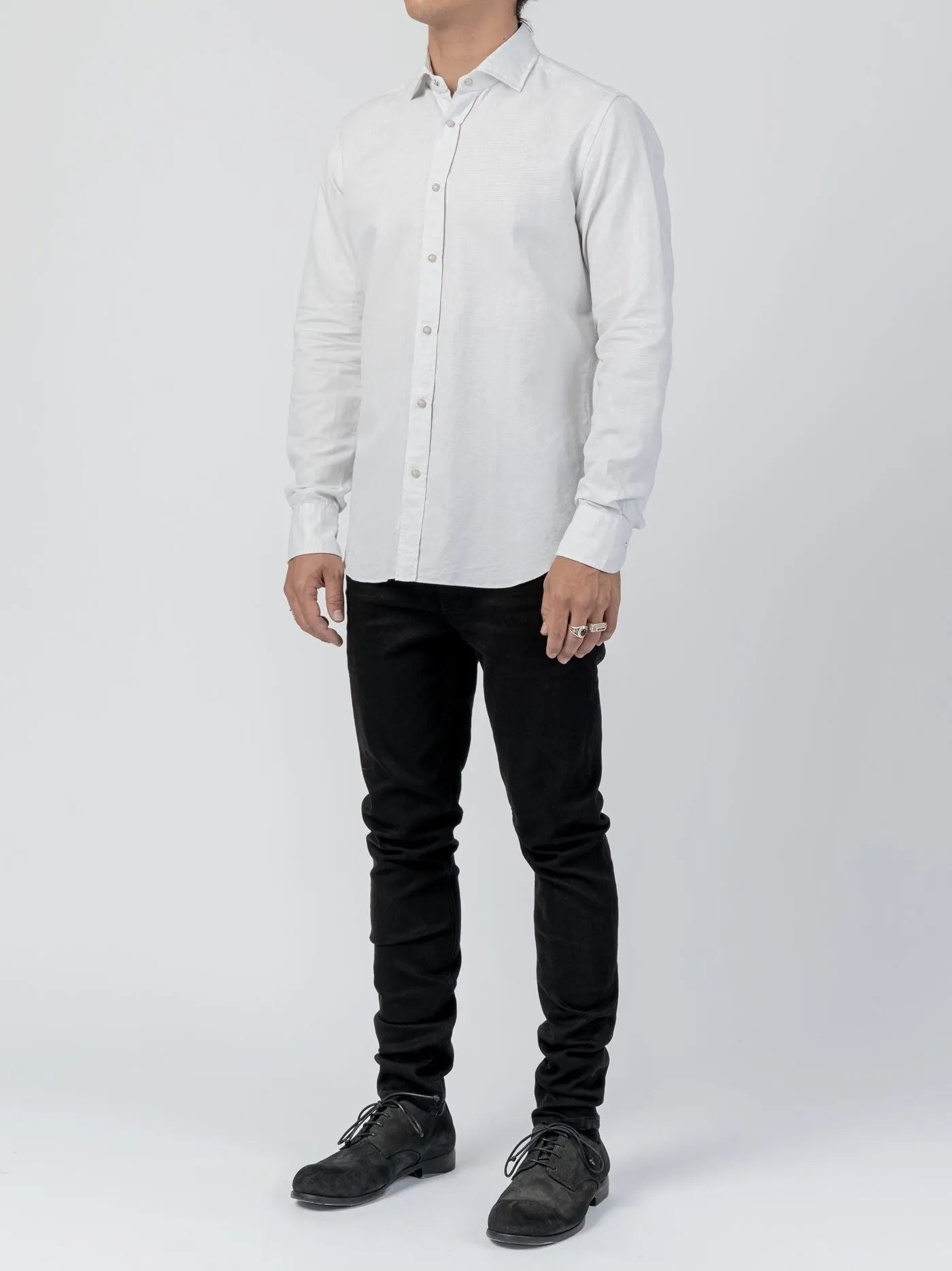 BUTTONED SHIRT - by XACUS