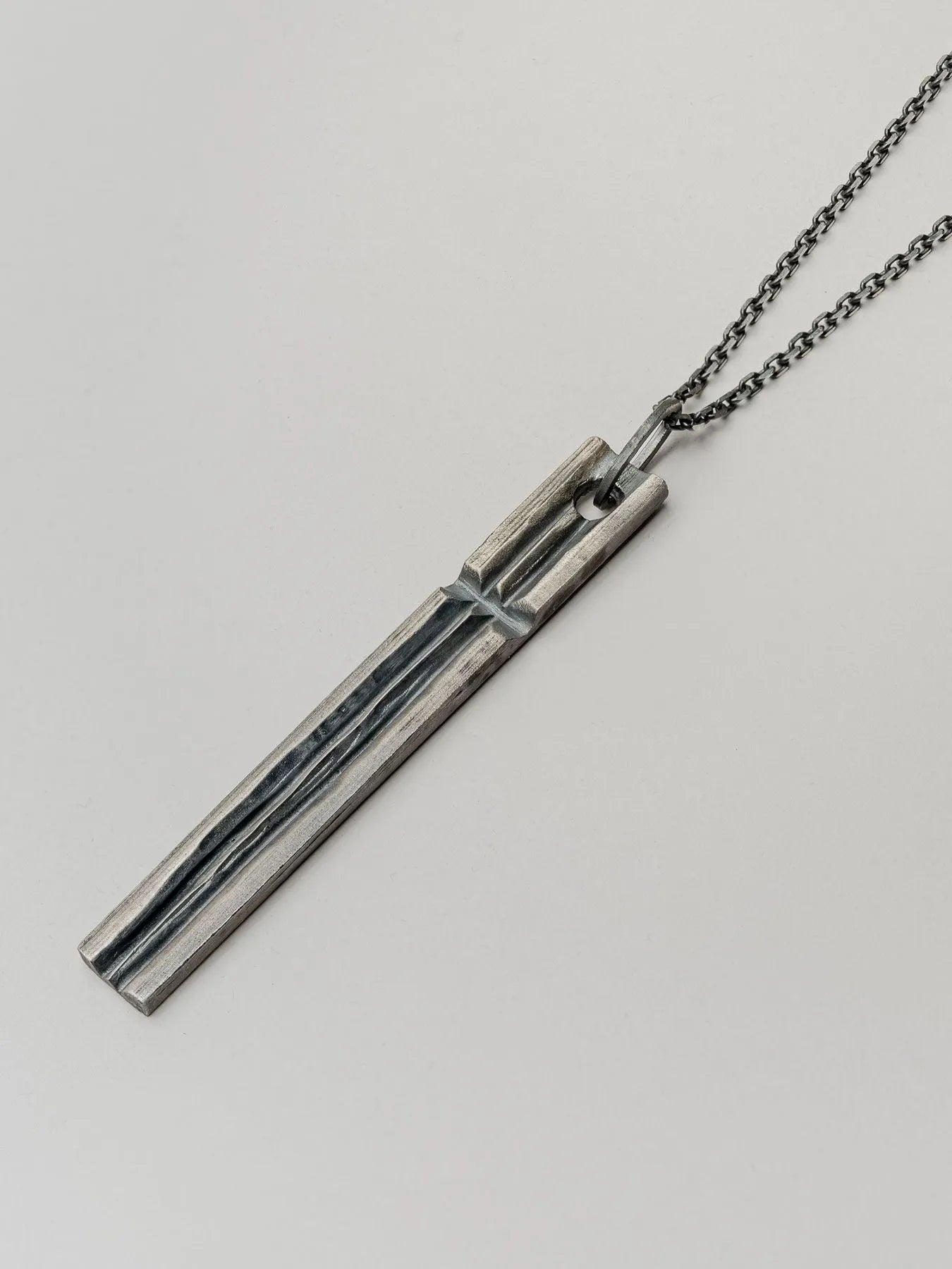 Deus necklace - by Valar
