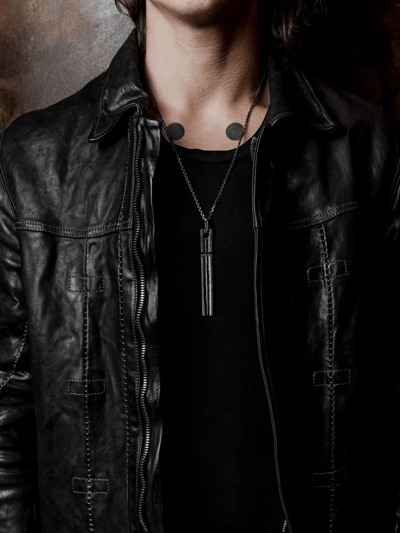 Deus necklace - by Valar