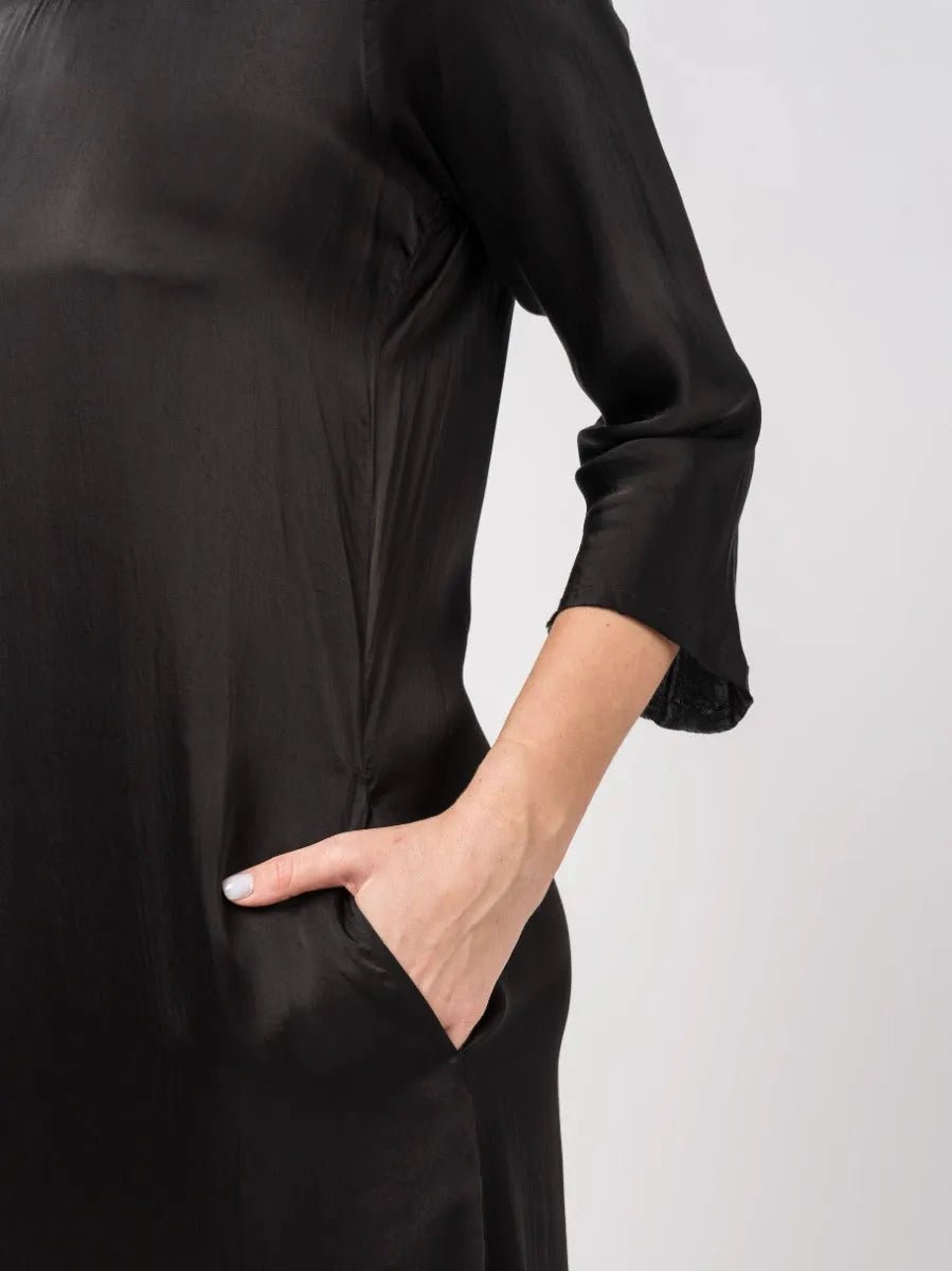 DRESS - by DEVA KANYA