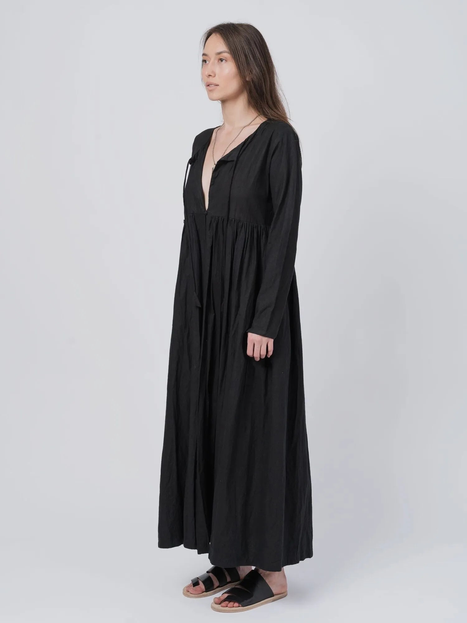 DRESS - by DEVA KANYA