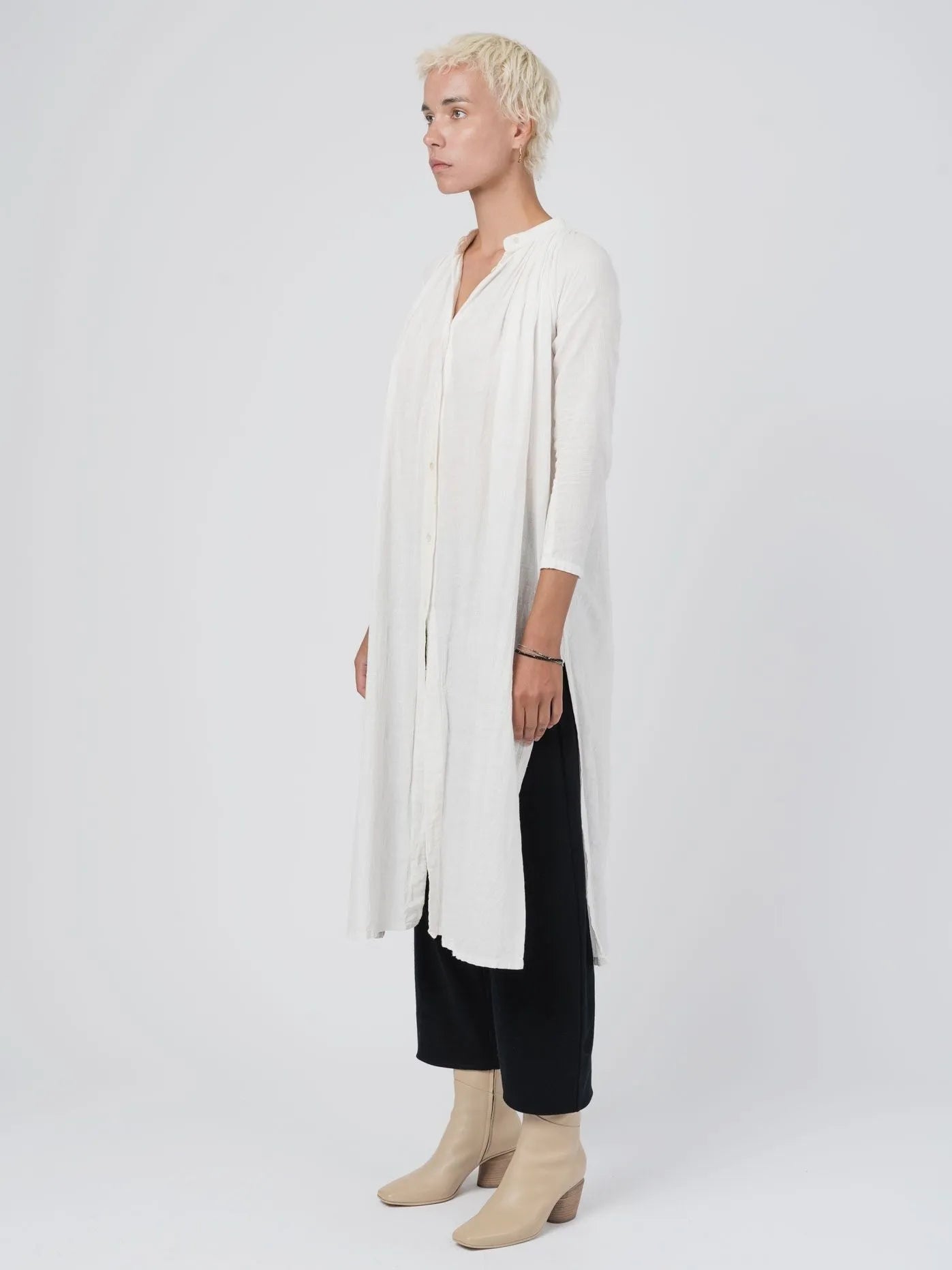 DRESS - by DEVA KANYA