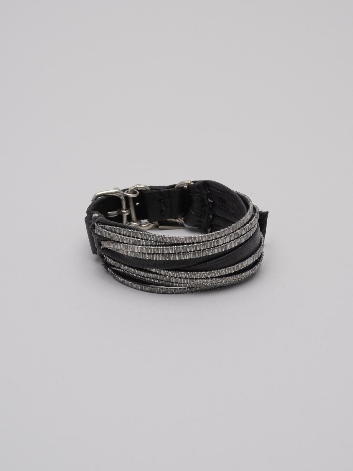 GOTI BR130 Silver and Leather Bracelet