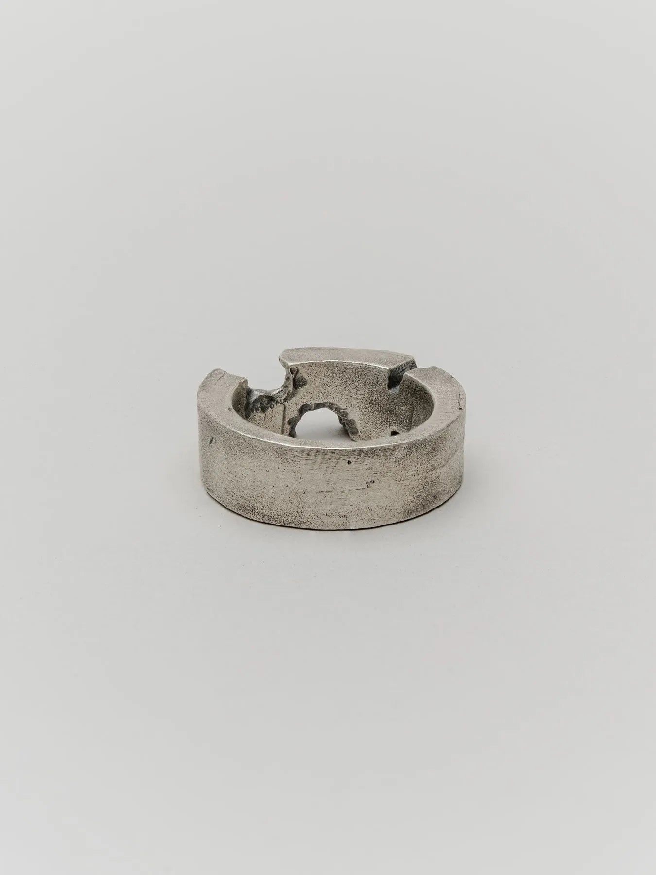 Avalon ring