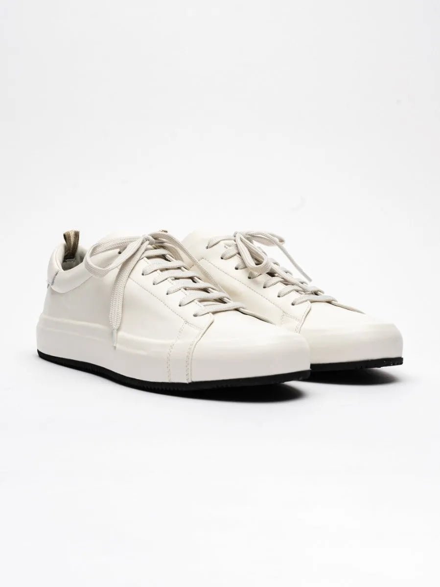 EASY/001 - by OFFICINE CREATIVE