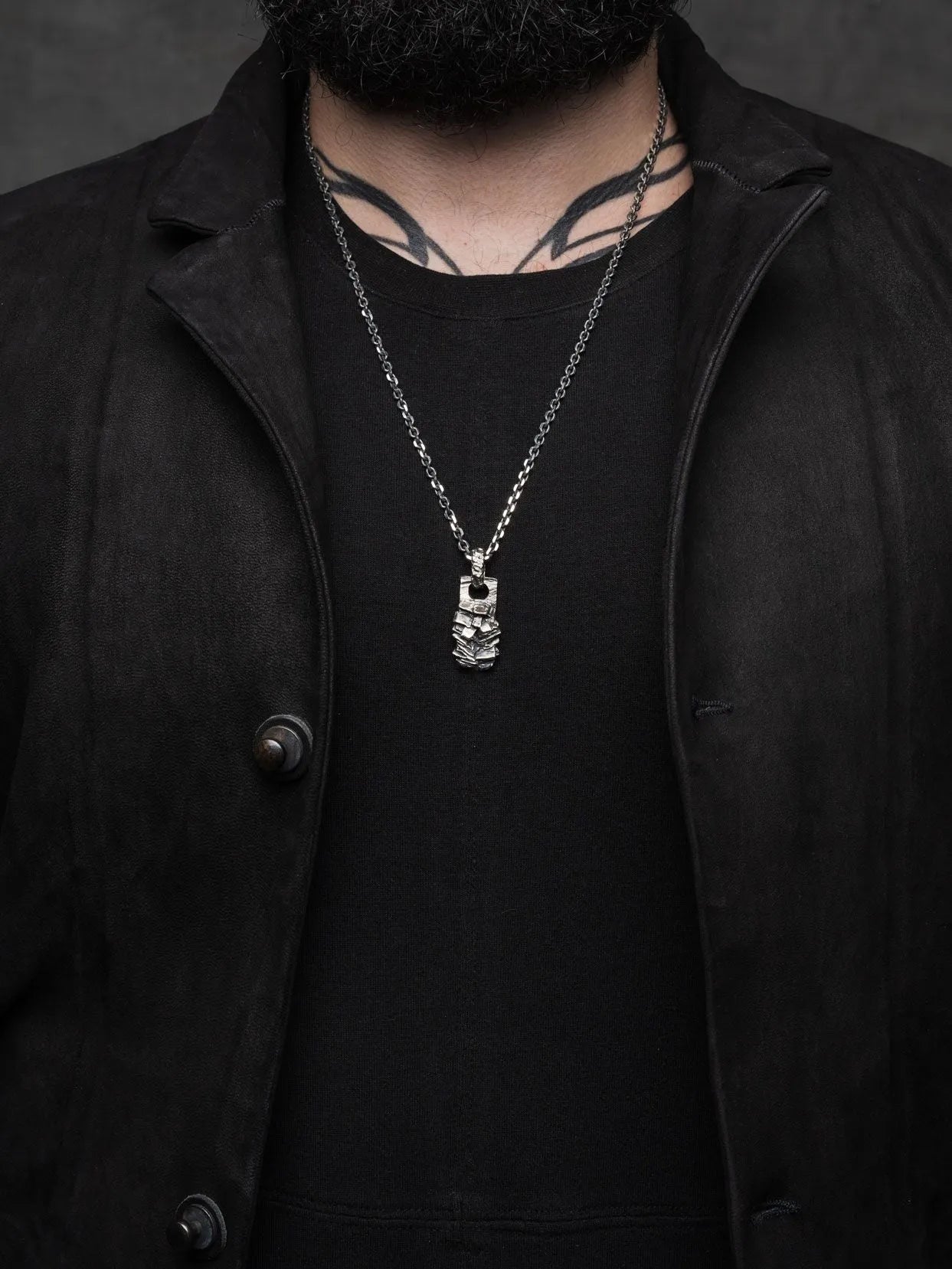 Echo necklace - by Valar