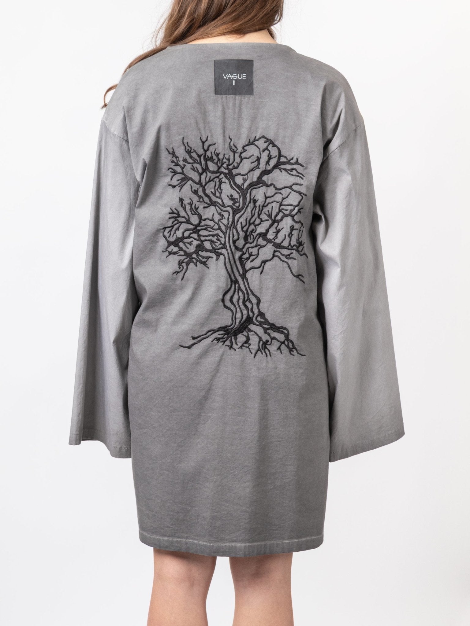 Embroidered Kimono - by VAGUE
