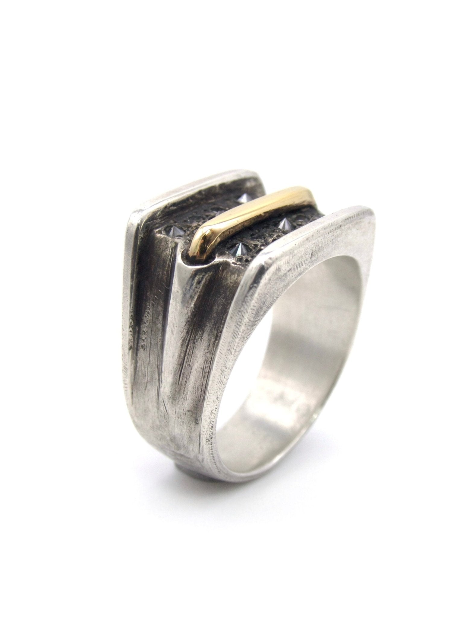 Equip ring - by ENRI MARS