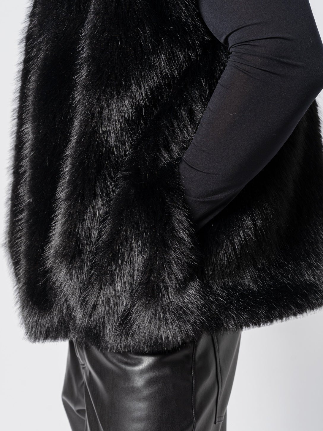 Faux Fur Zip Vest - by NOSTRA SANTISSIMA