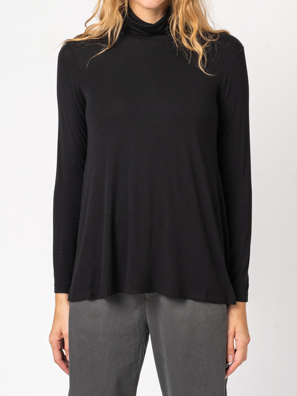 Flared Turtleneck Shirt - by TRANSIT