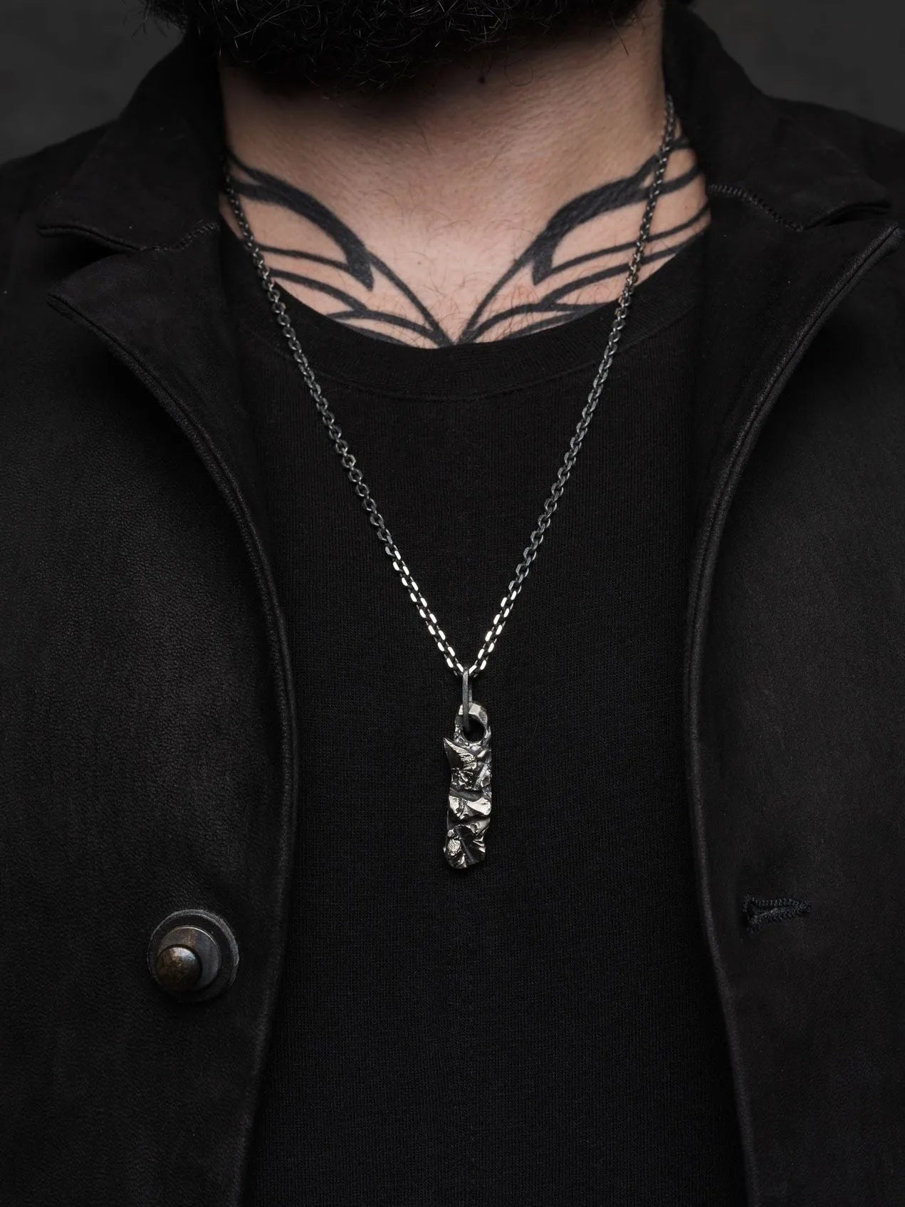 Gaia necklace - by Valar
