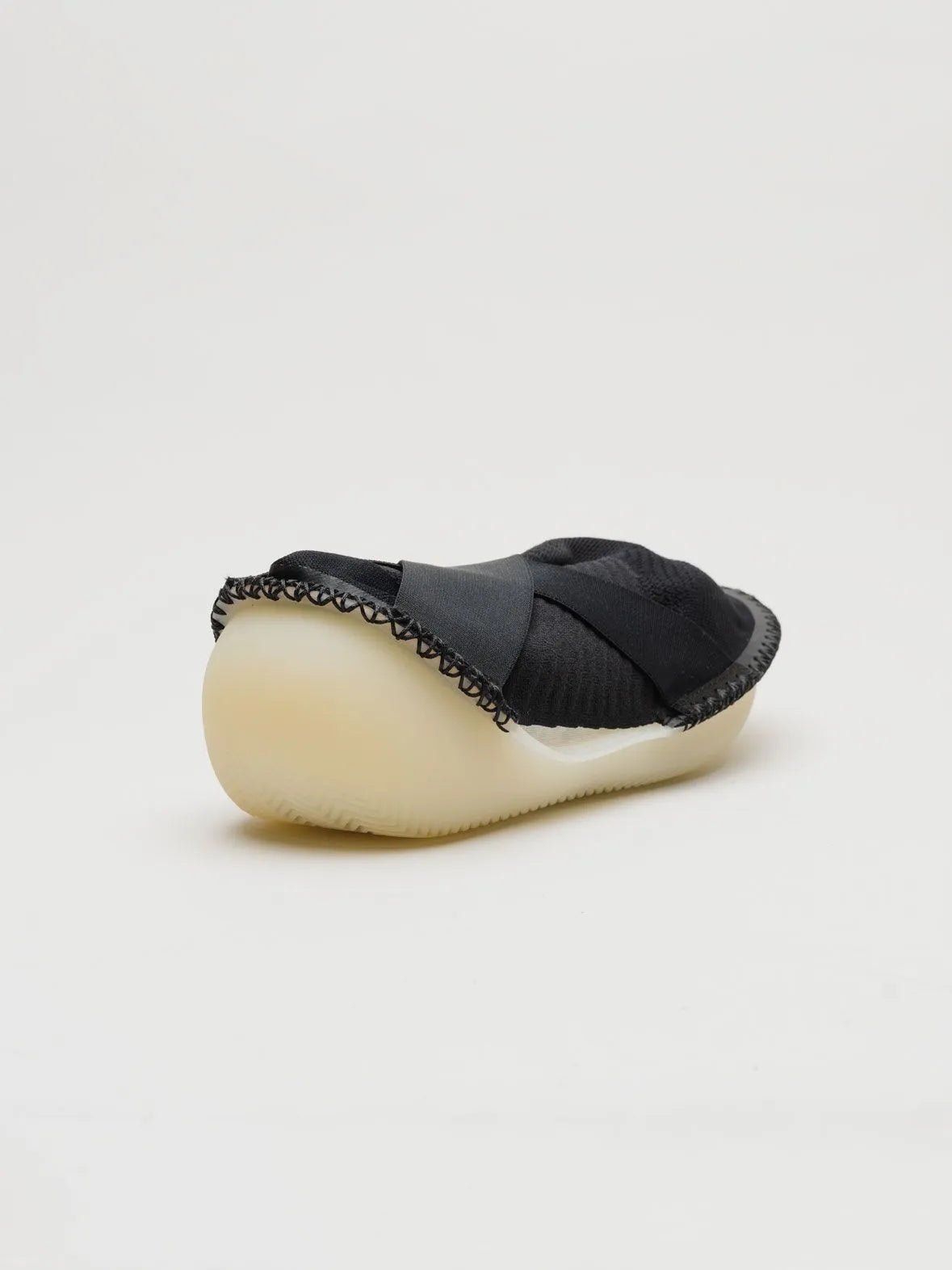 ITOGO - by Y - 3