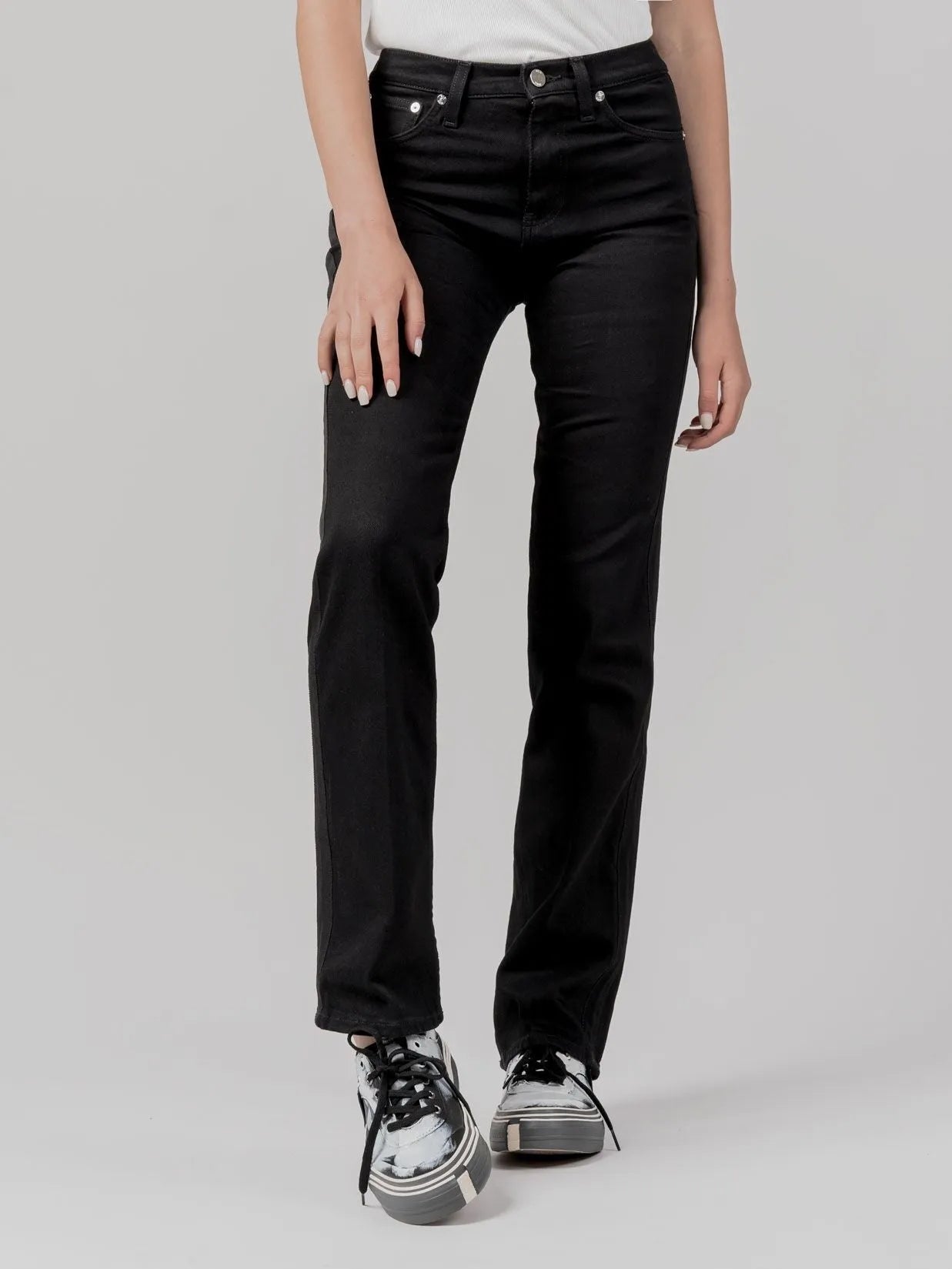 JEANS 77 - by BLK DNM