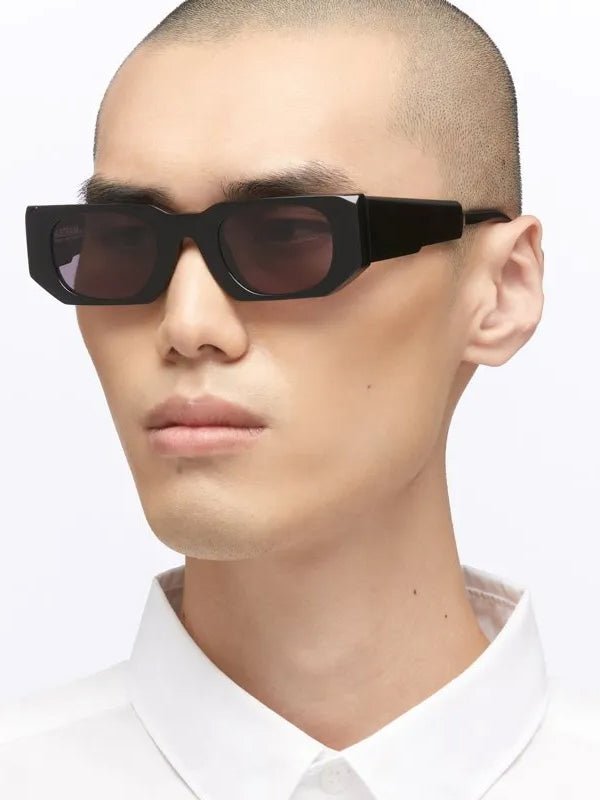 KUBORAUM U8 Black Shine - by KUBORAUM