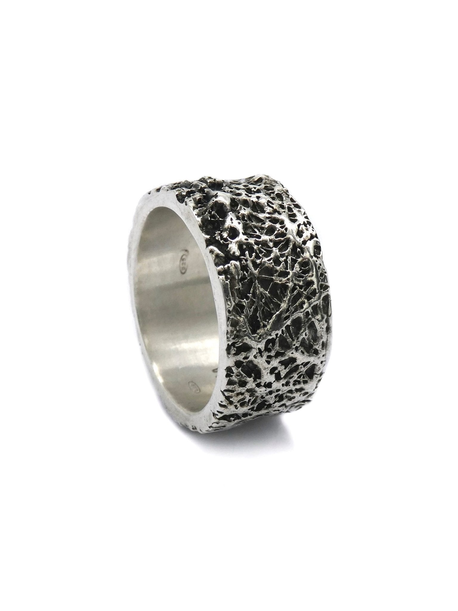 Lava - Texture Wide Ring - by ENRI MARS