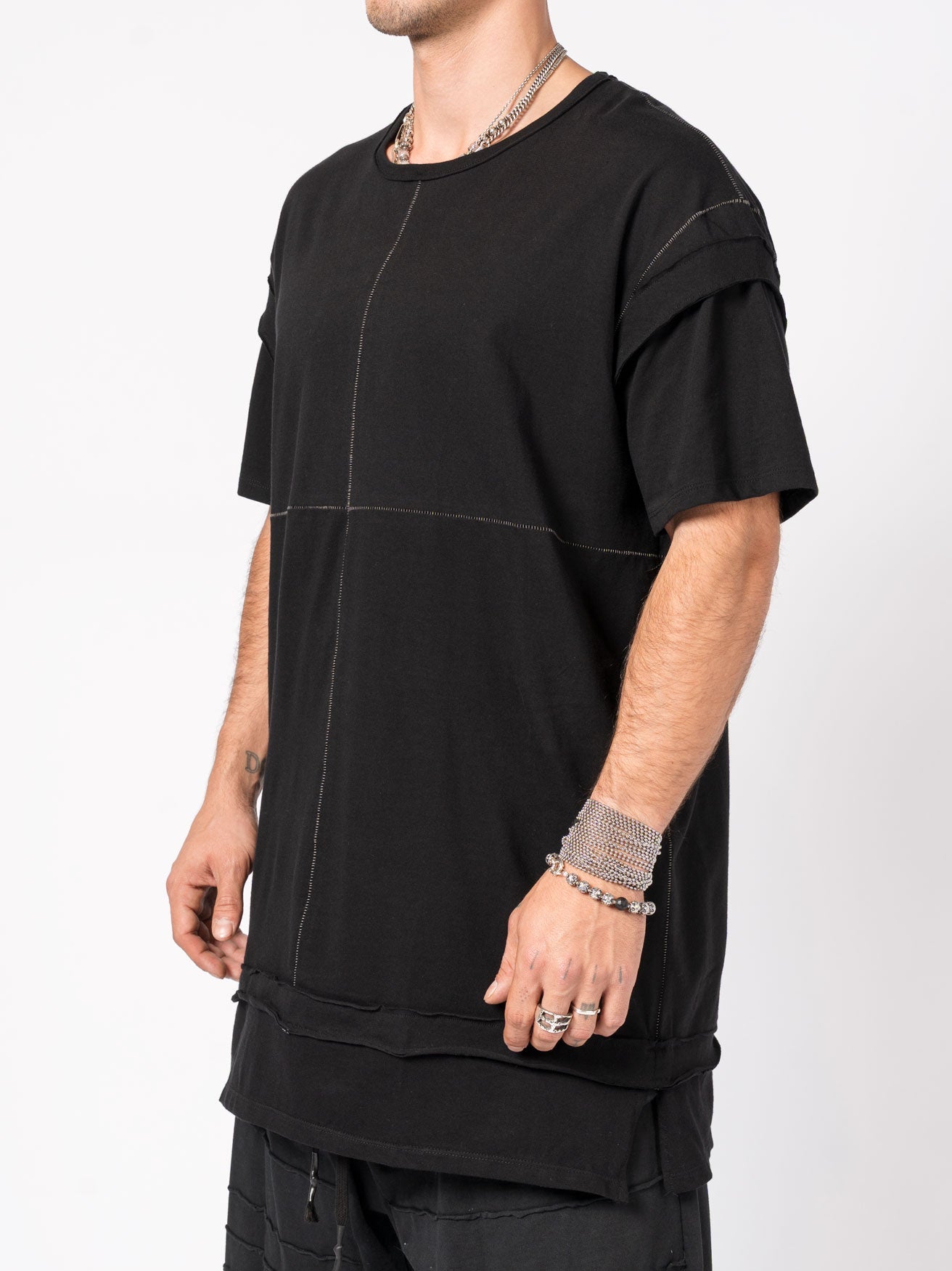 Layered Hem T-Shirt - by D.HYGEN