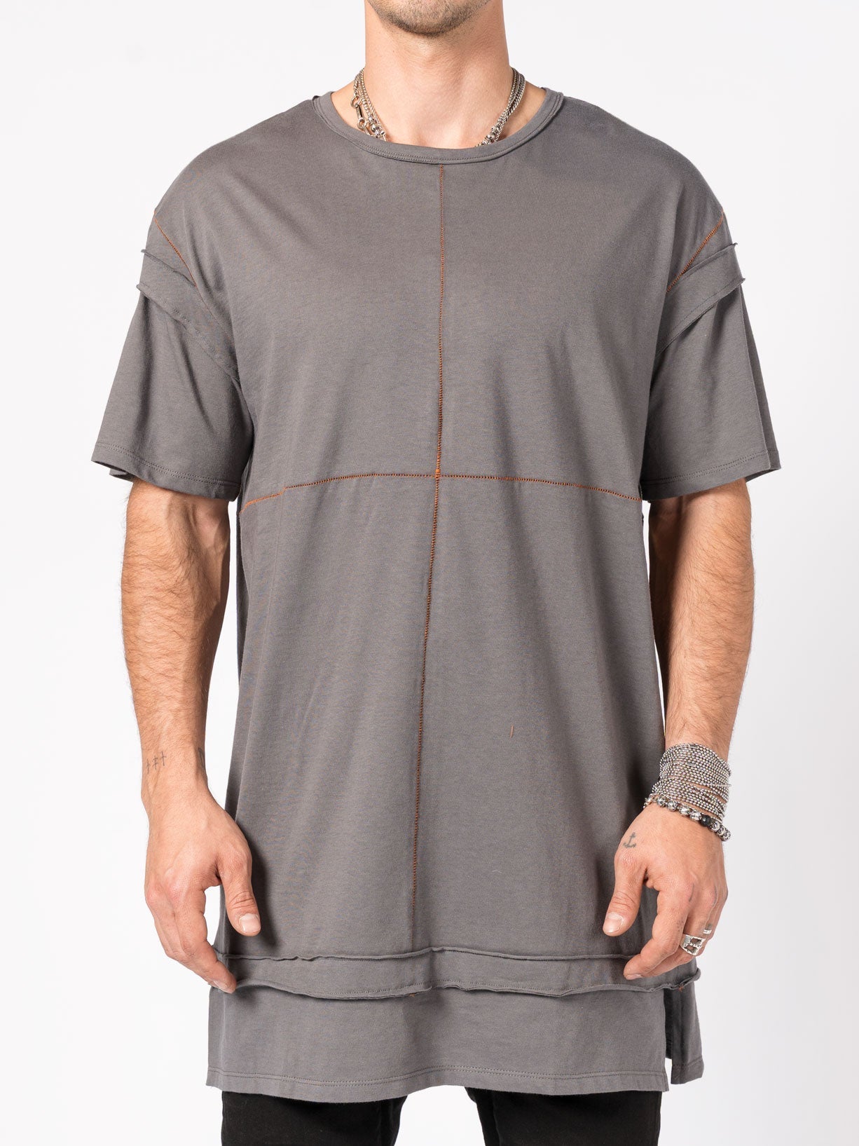 Layered Hem T-Shirt - by D.HYGEN