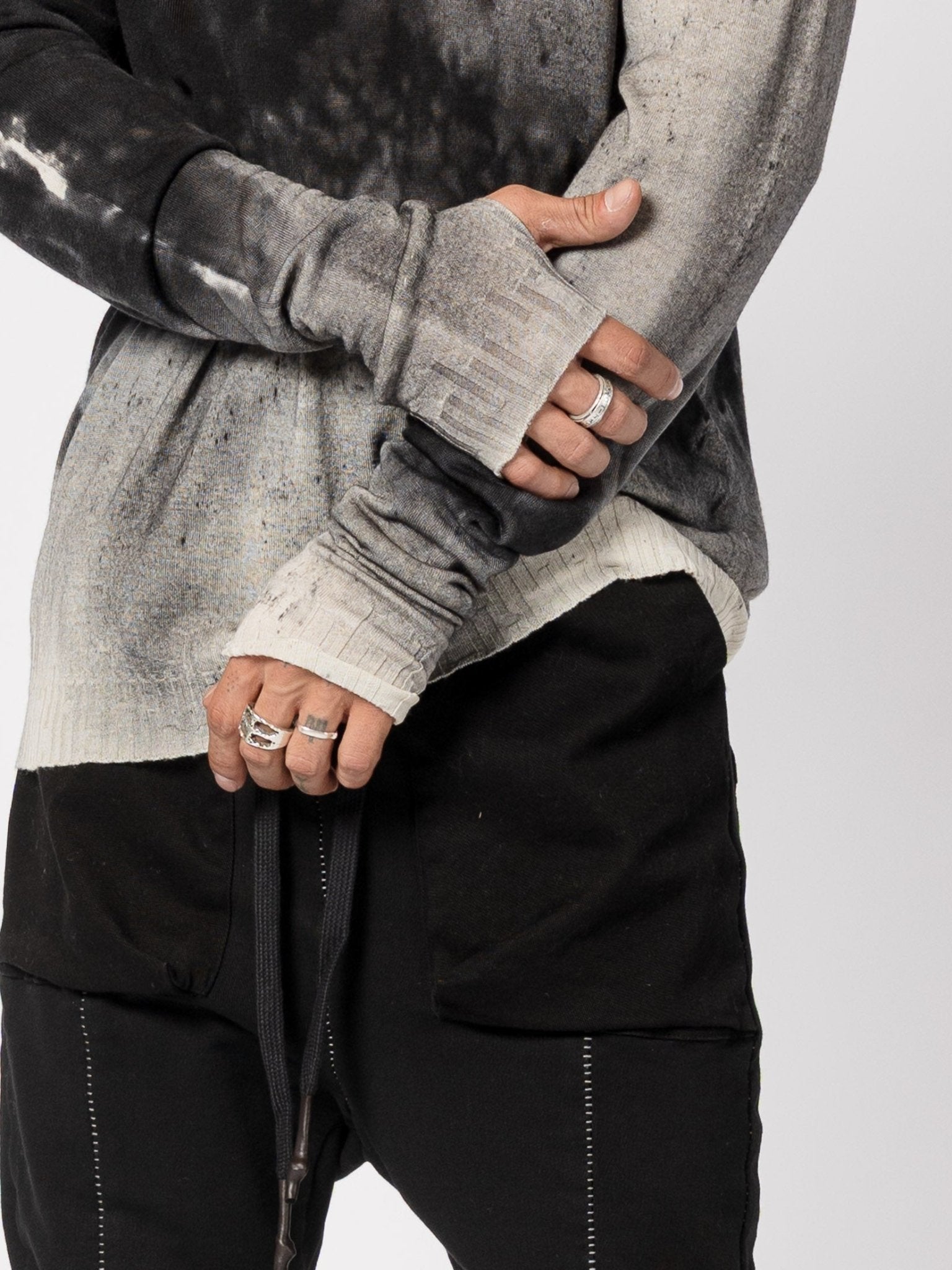 Light Wool Knit with Salt Treatment - by MD75