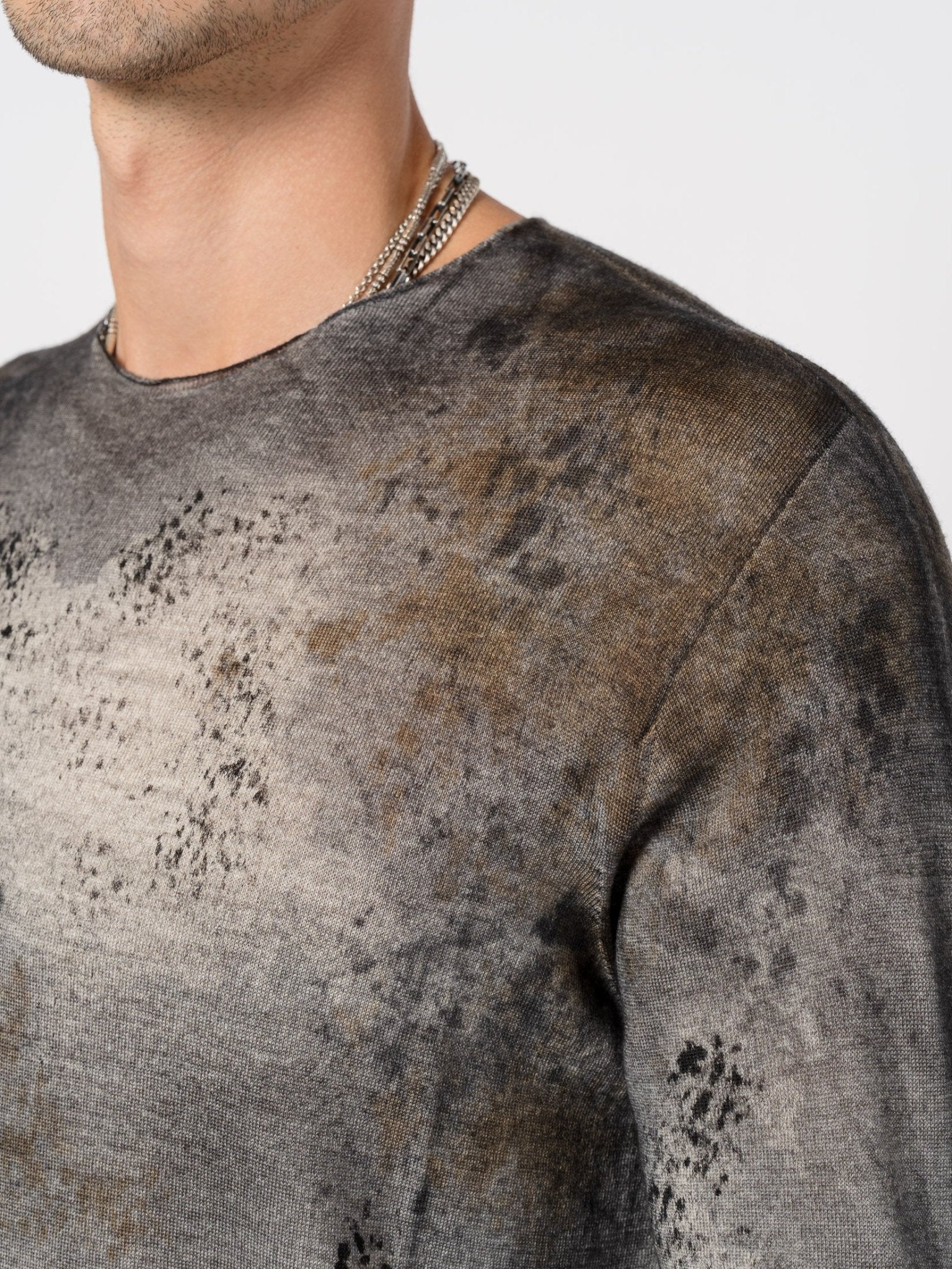 Light Wool Knit with Salt Treatment - by MD75