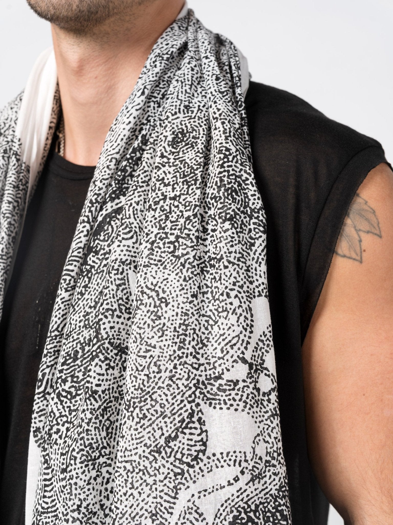 Lightweight Printed Stole - by NUDE: MM