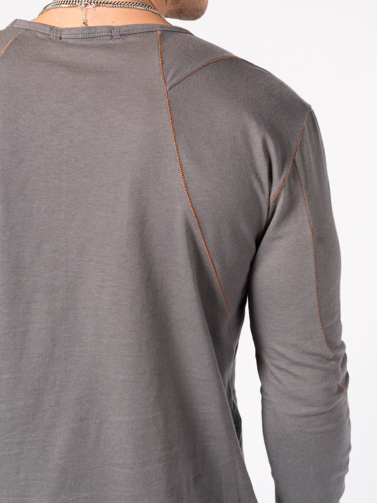 Long - Sleeve T-Shirt with Contrast Stitching - by D.HYGEN