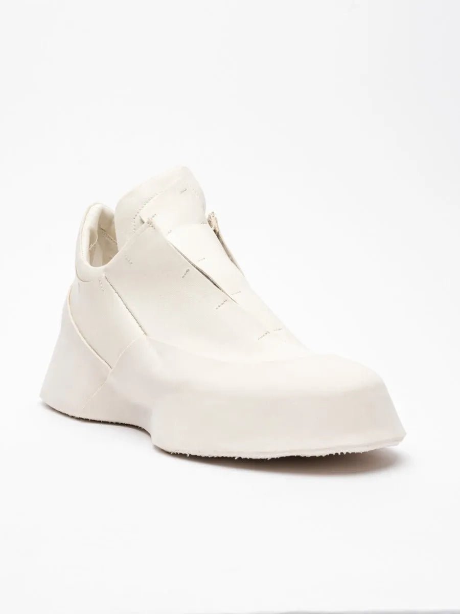 LOWTOP SNEAKERS - by LEON EMANUEL BLANCK