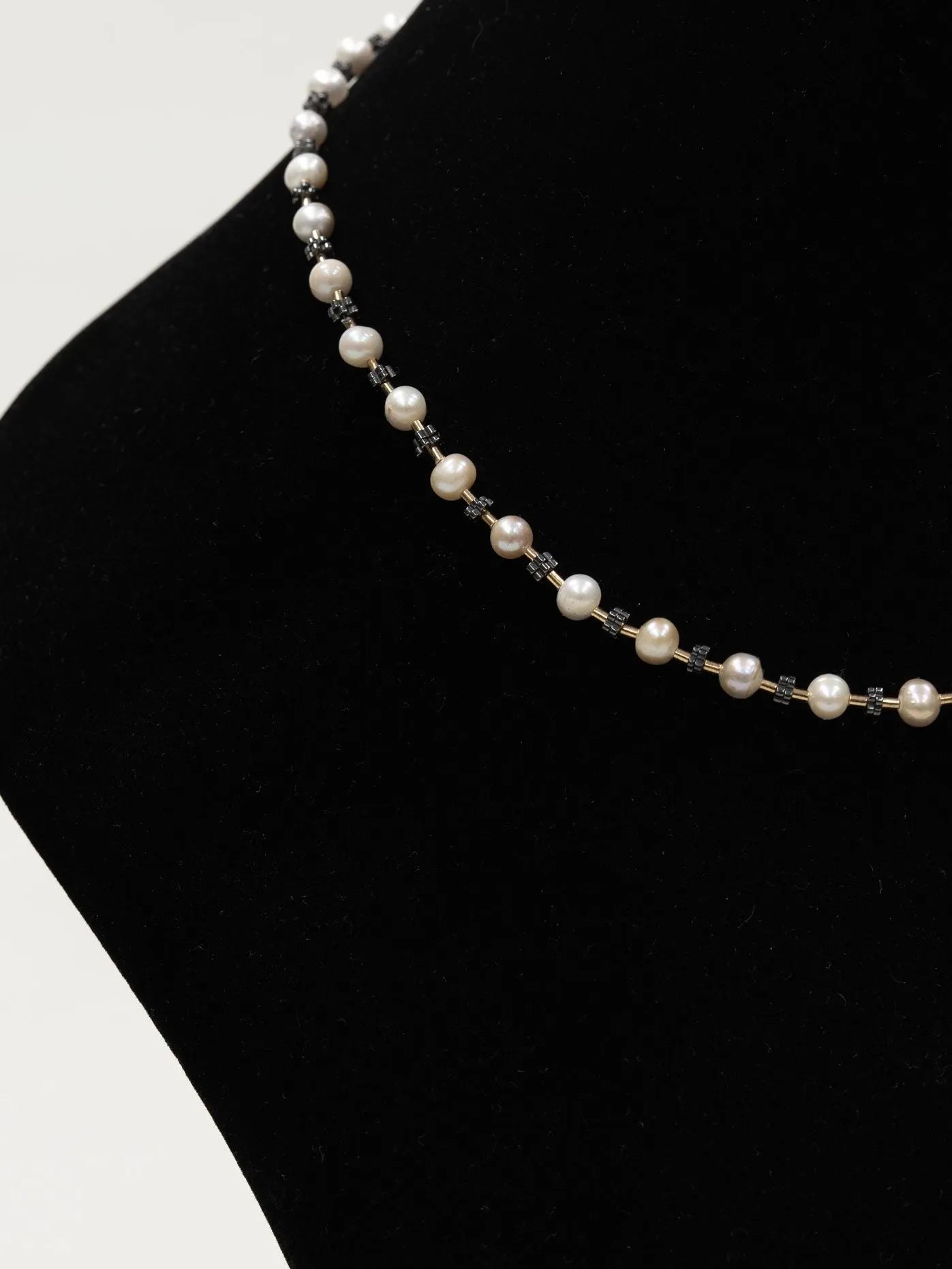 NECKLACE - by OSHKO