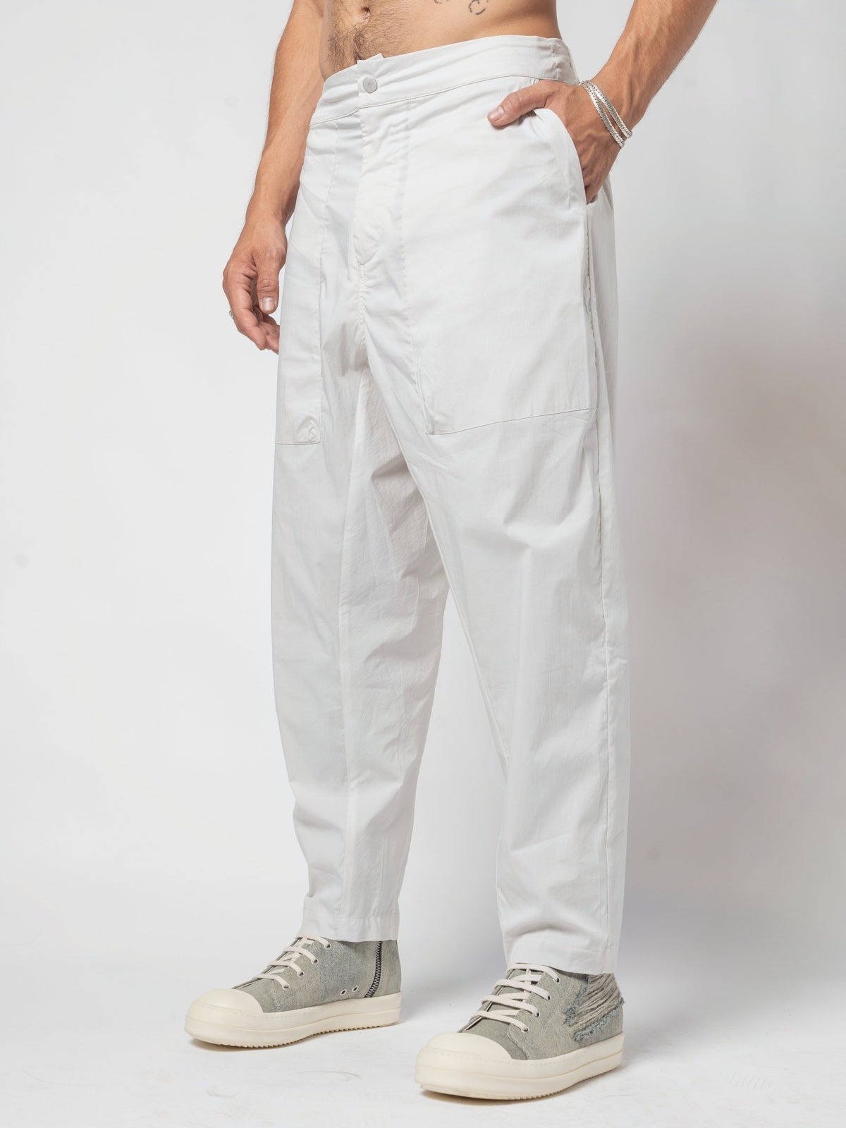 Pleated Drop-Crotch Pants - by AITO