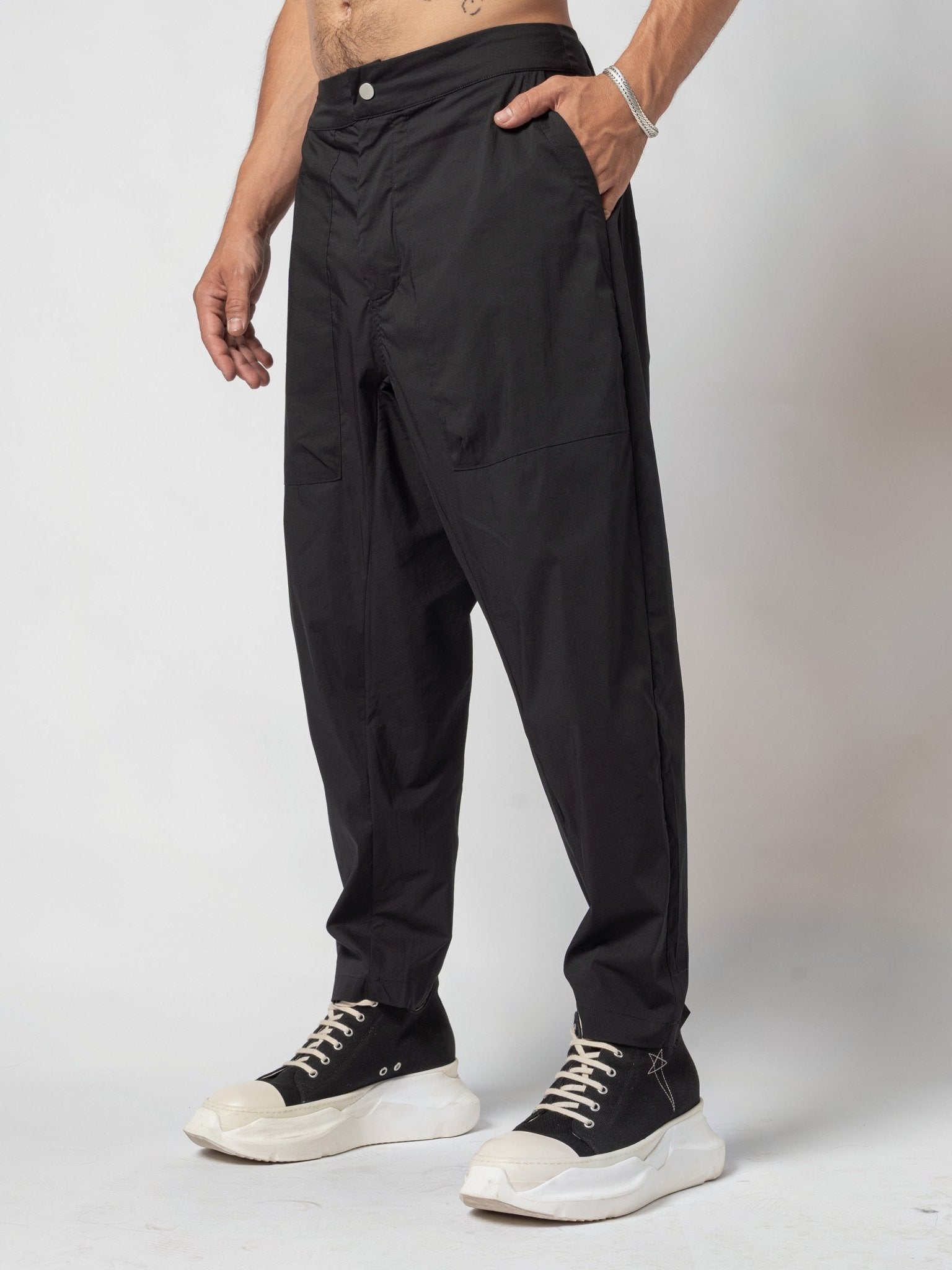 Pleated Drop-Crotch Pants - by AITO