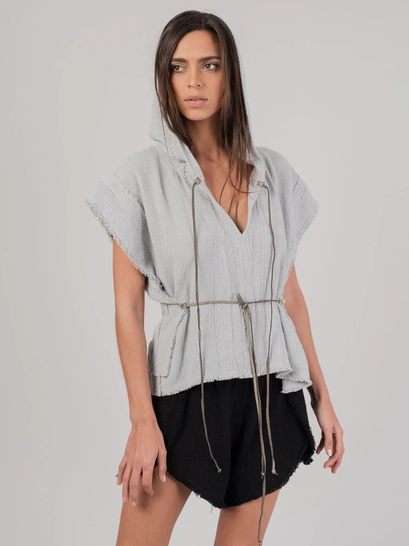 PONCHO - by CARAVANA