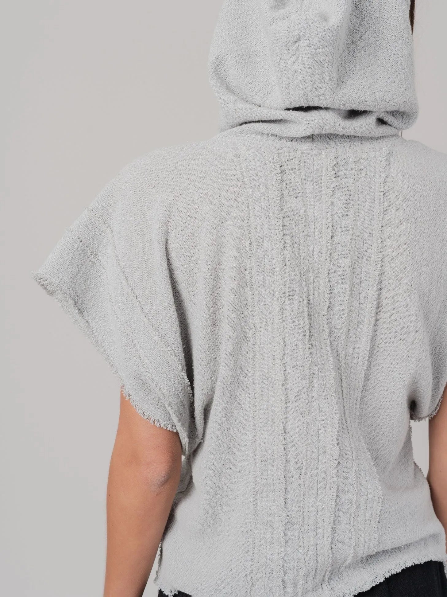 PONCHO - by CARAVANA