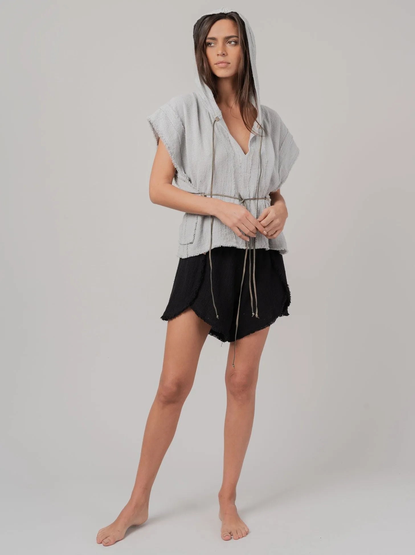 PONCHO - by CARAVANA