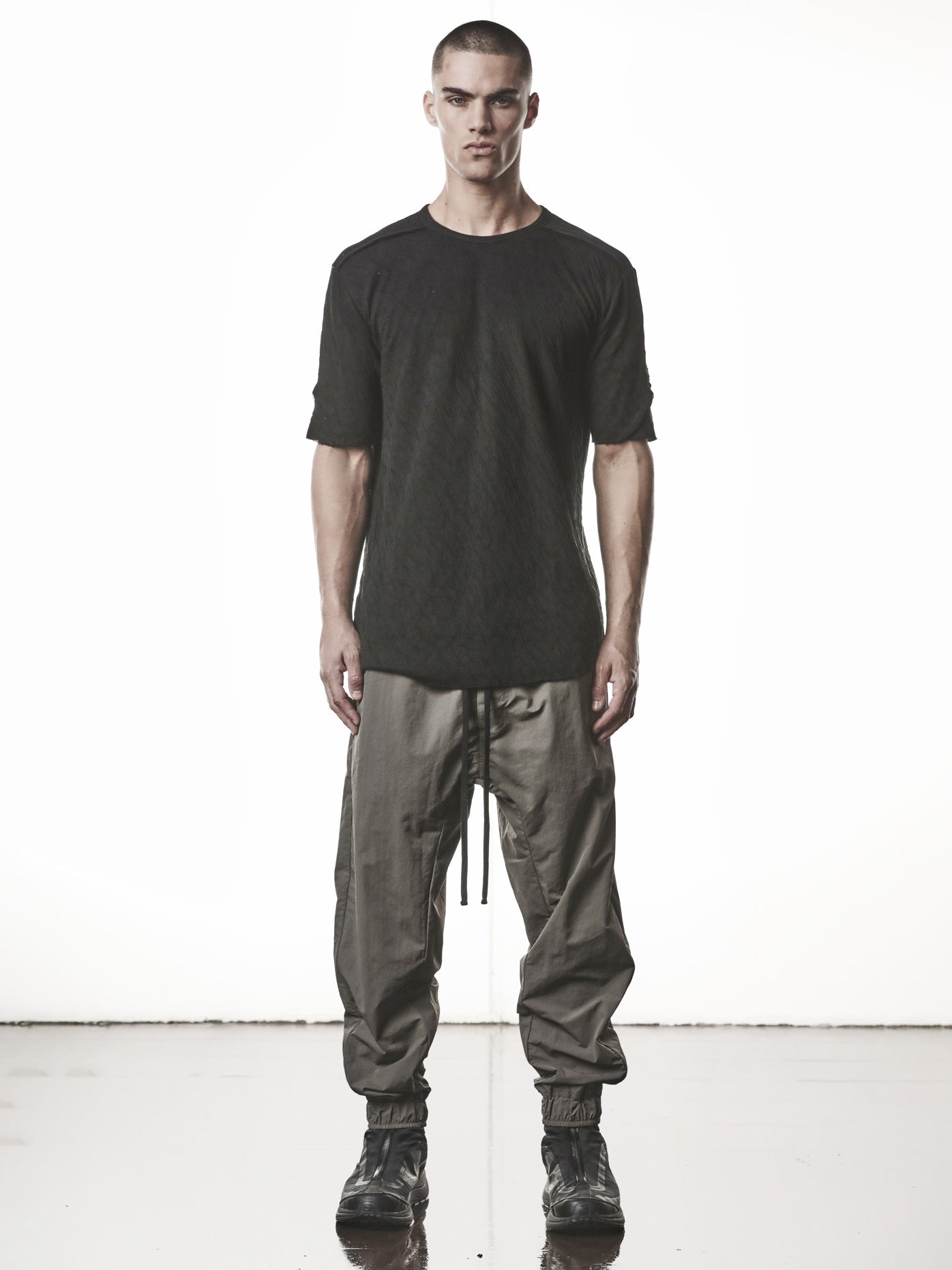 Raw Seam T-Shirt - by THOM KROM