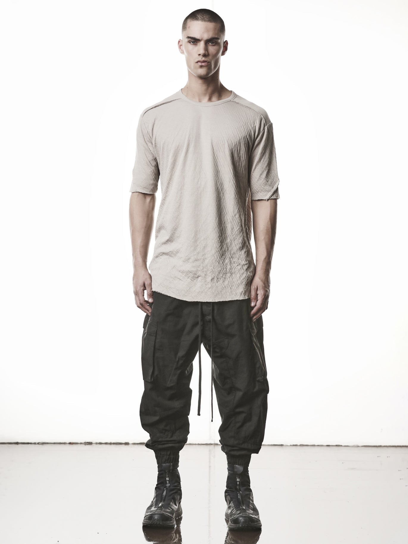Raw Seam T-Shirt Stone by THOM KROM | INN7