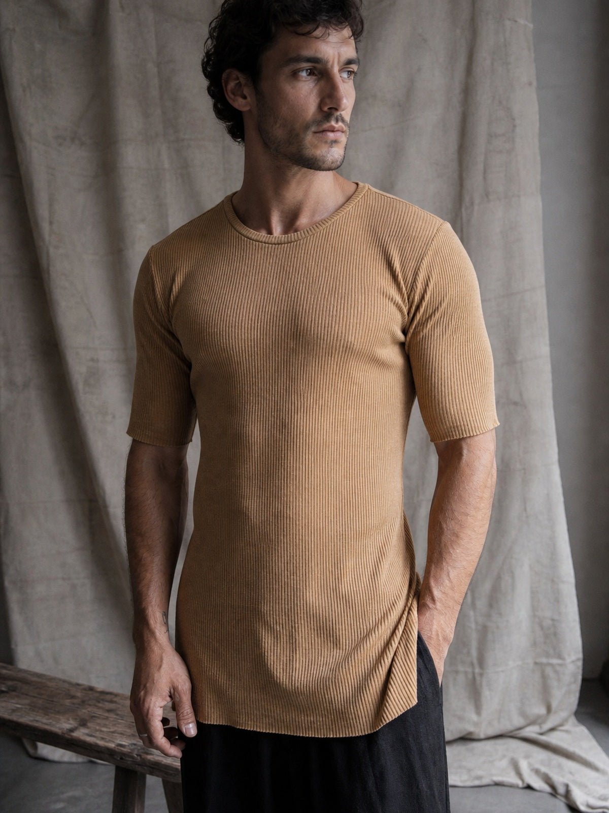 Ribbed T-shirt - by AITO