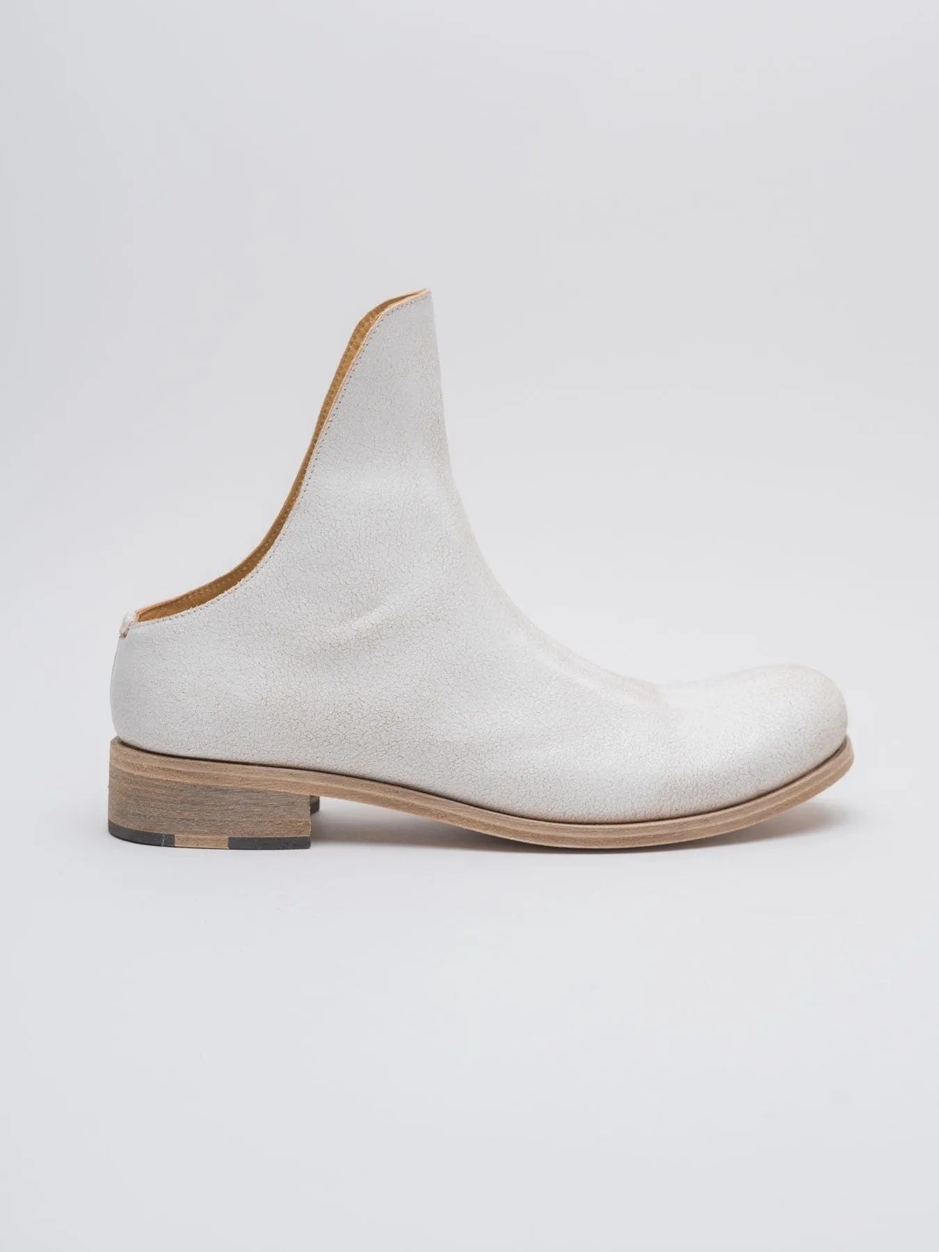 SABOT - by MA+