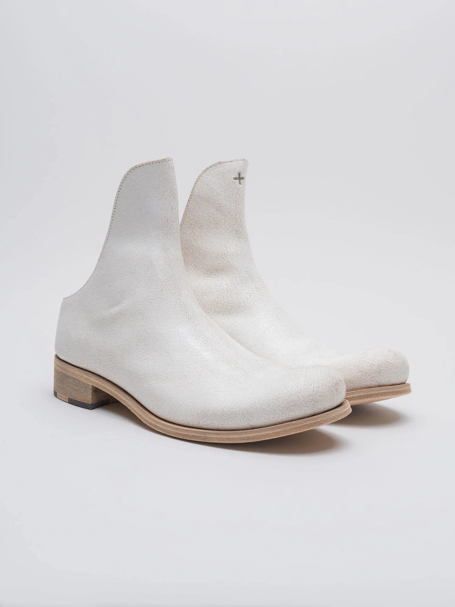 SABOT - by MA+