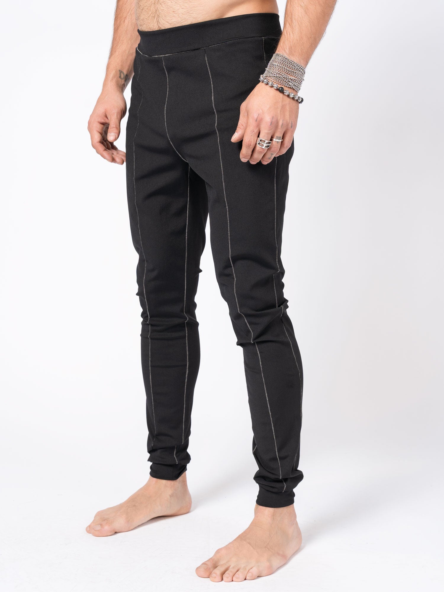 Seamed Stretch Leggings - by D.HYGEN