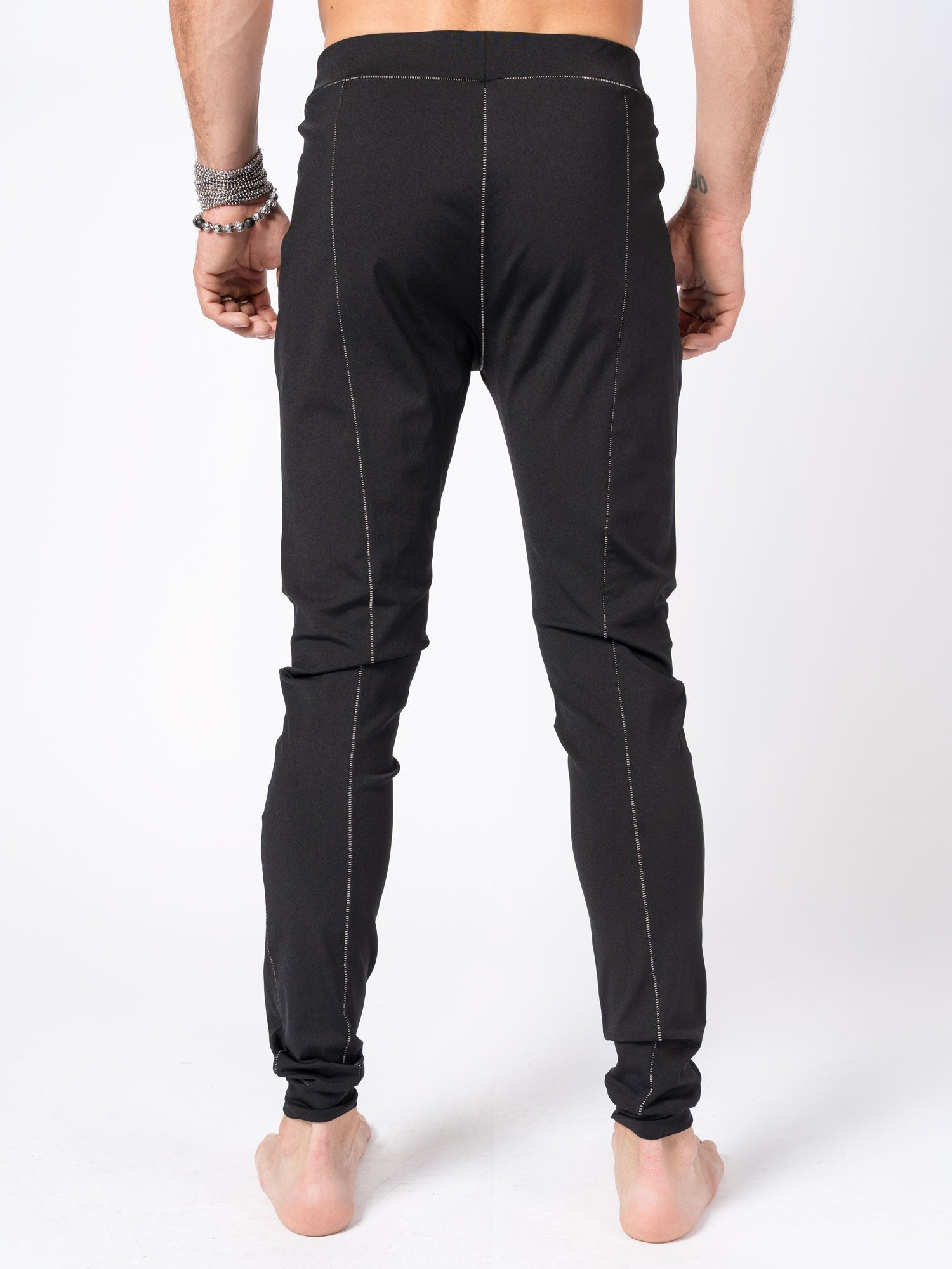 Seamed Stretch Leggings - by D.HYGEN