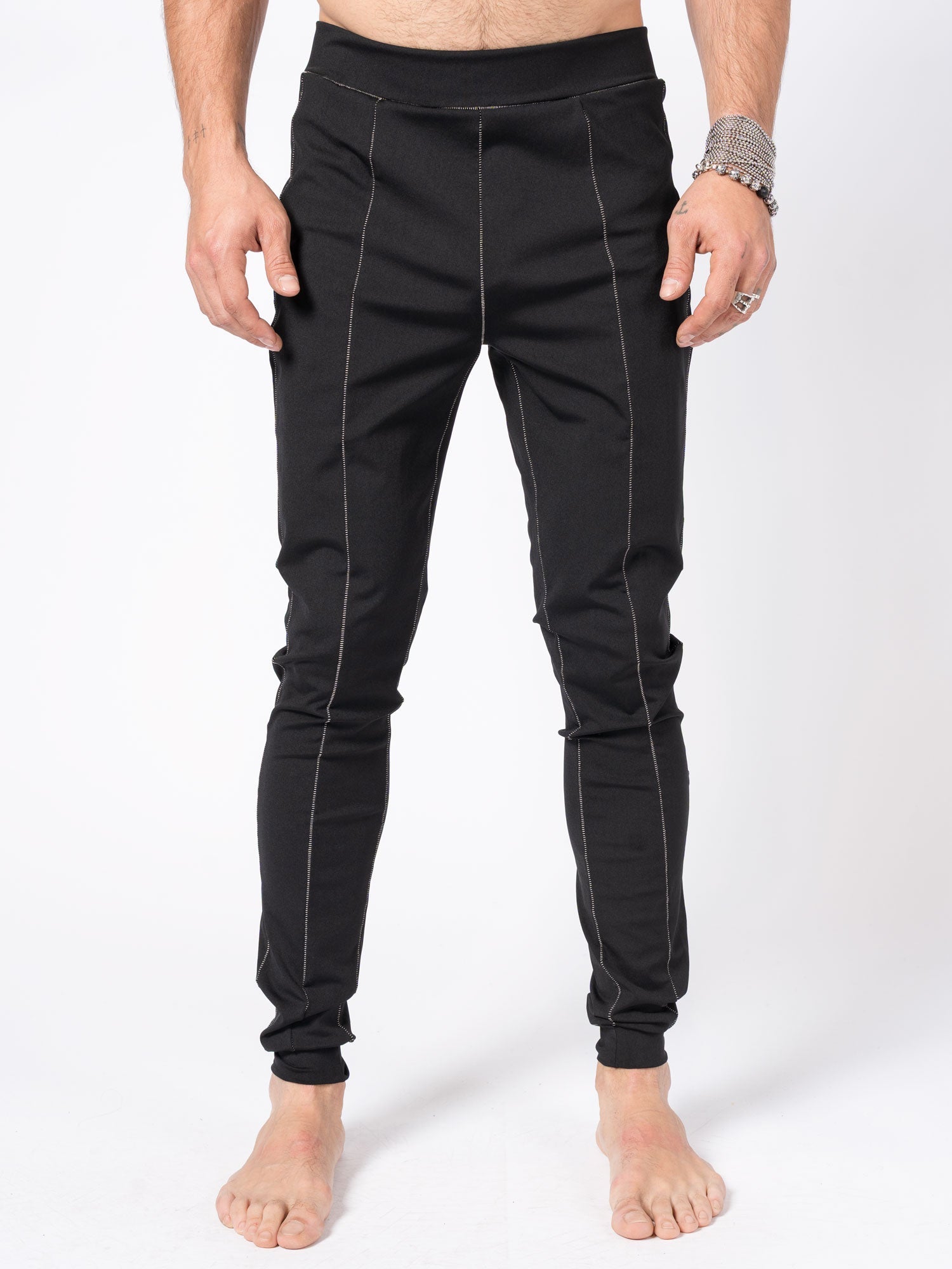 Seamed Stretch Leggings - by D.HYGEN